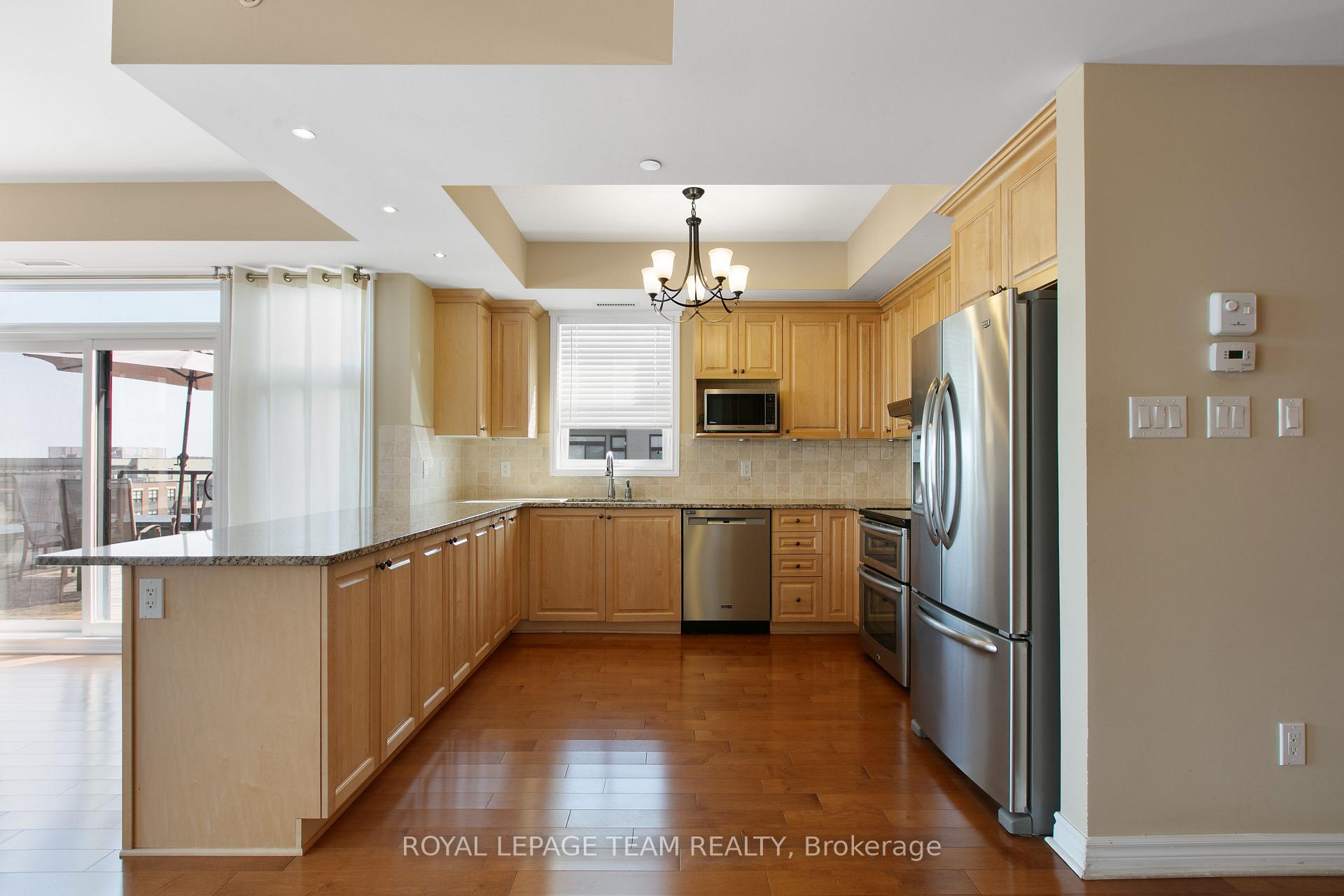 Photo 22 of Unit 401, 659 Sue Holloway Drive, Ottawa, Barrhaven - Strandherd — HOMEH