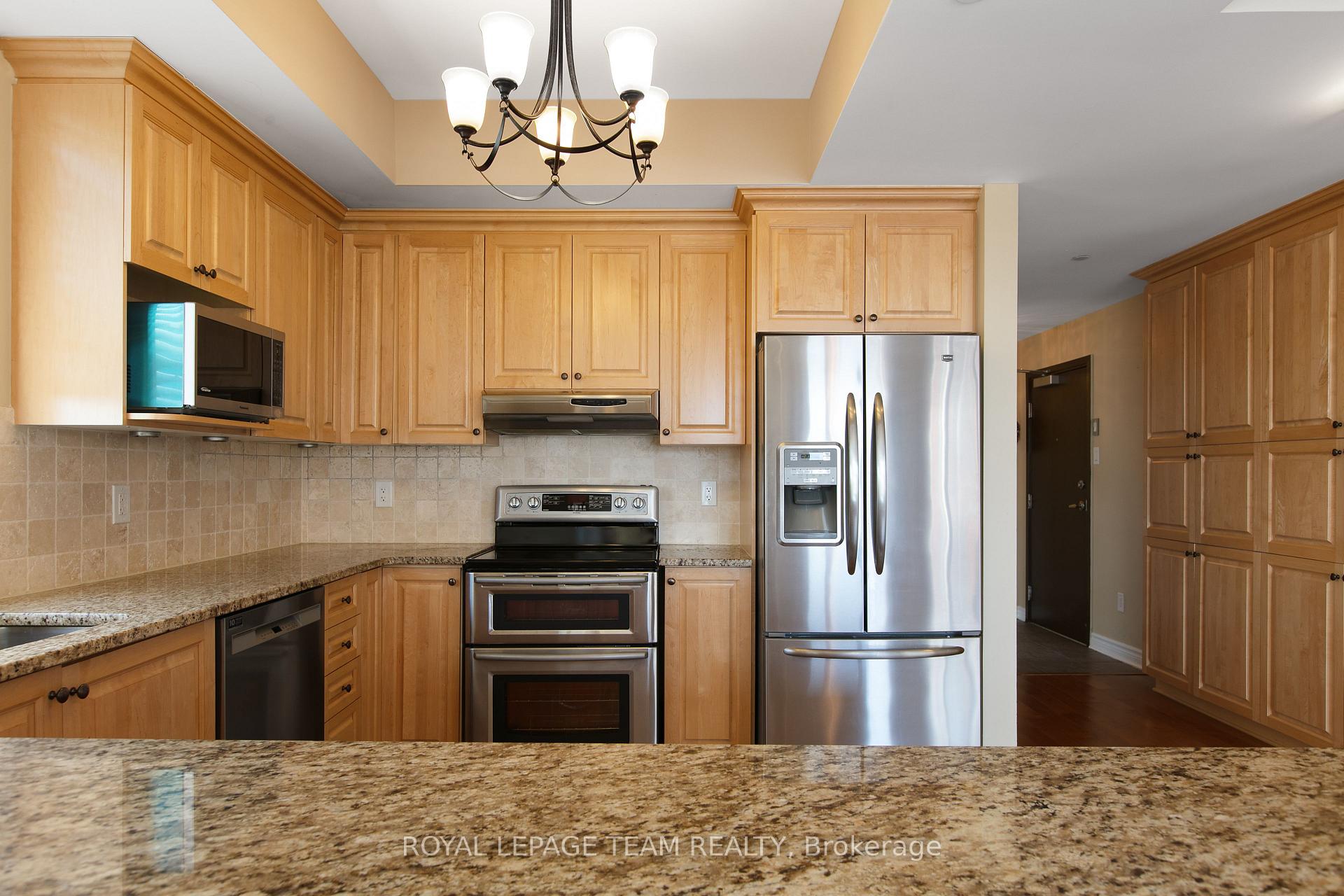 Photo 26 of Unit 401, 659 Sue Holloway Drive, Ottawa, Barrhaven - Strandherd — HOMEH