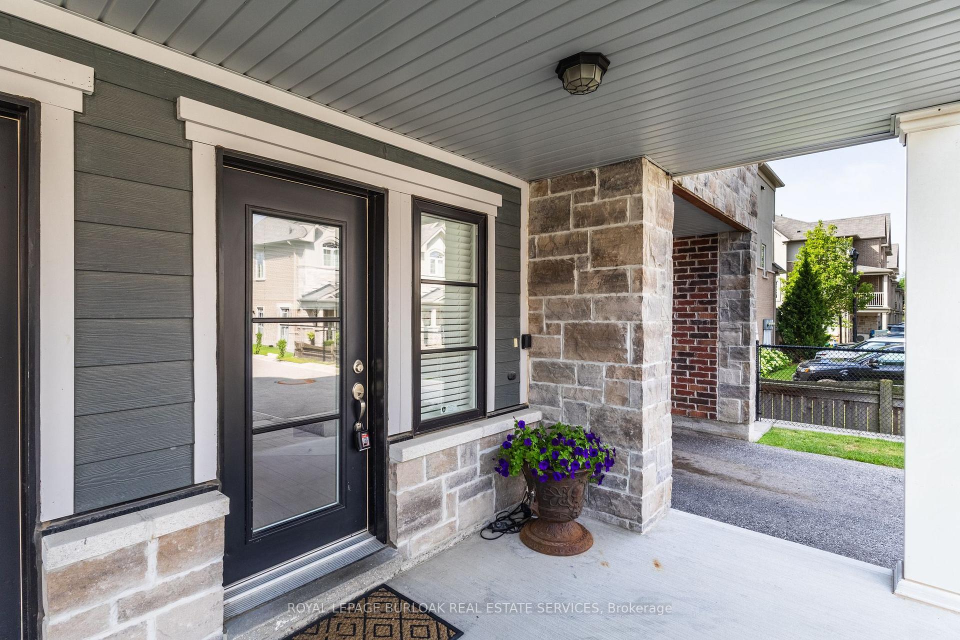 Photo 5 of Unit 29, 219 Dundas Street E, Hamilton, Waterdown — HOMEH