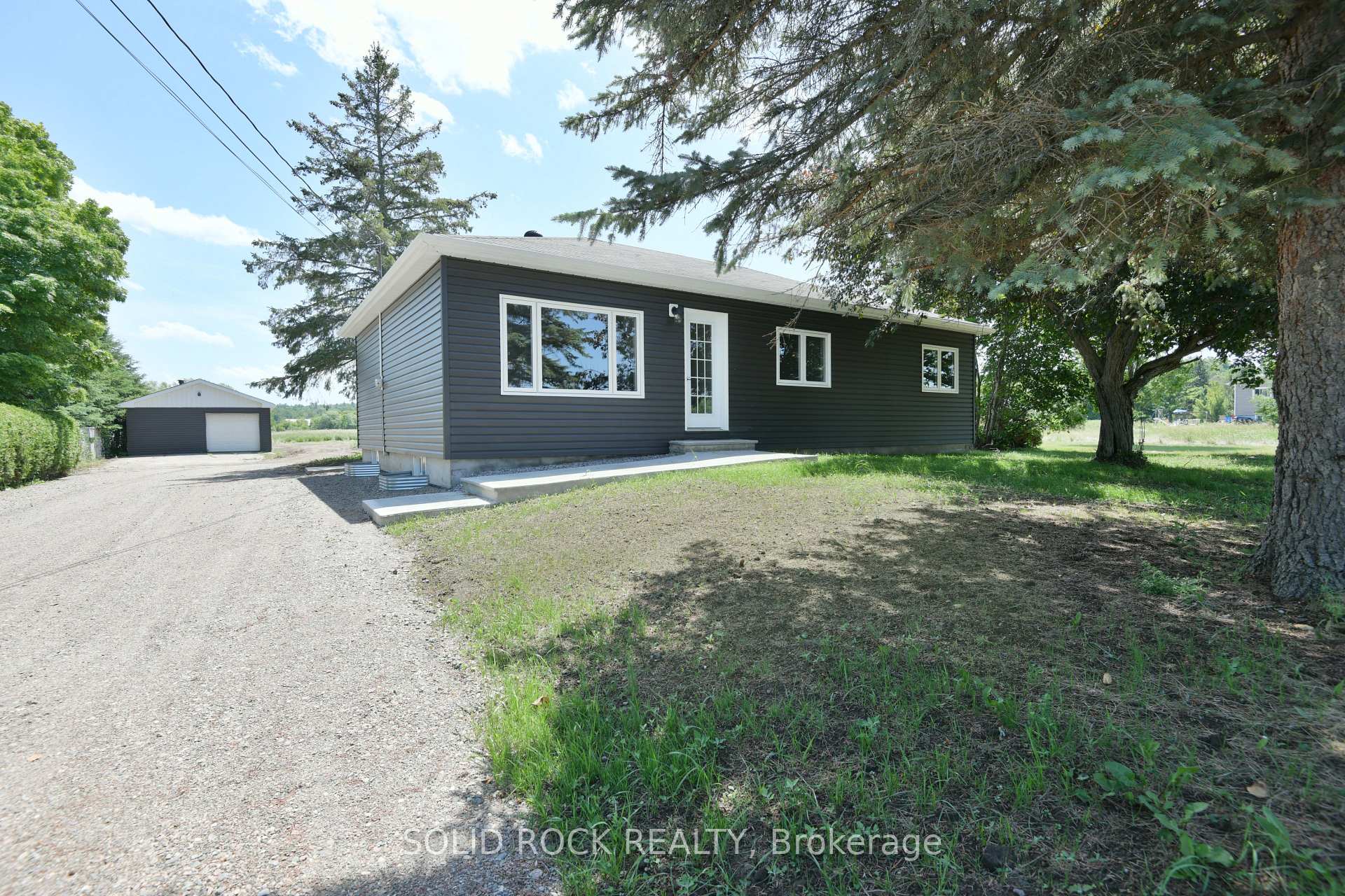 Photo of 1097 132 Highway