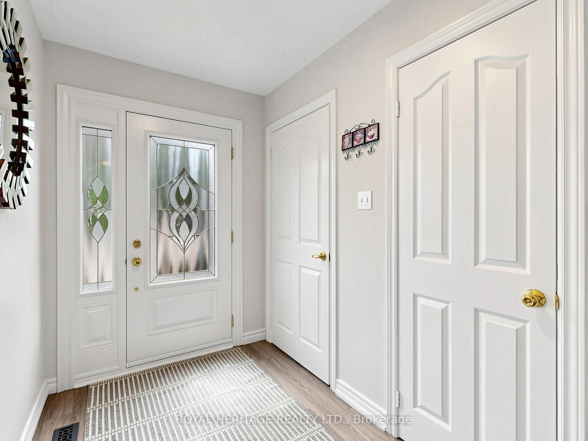 Photo 4 of 1713 Minstrel Manor, Pickering, Amberlea — HOMEH