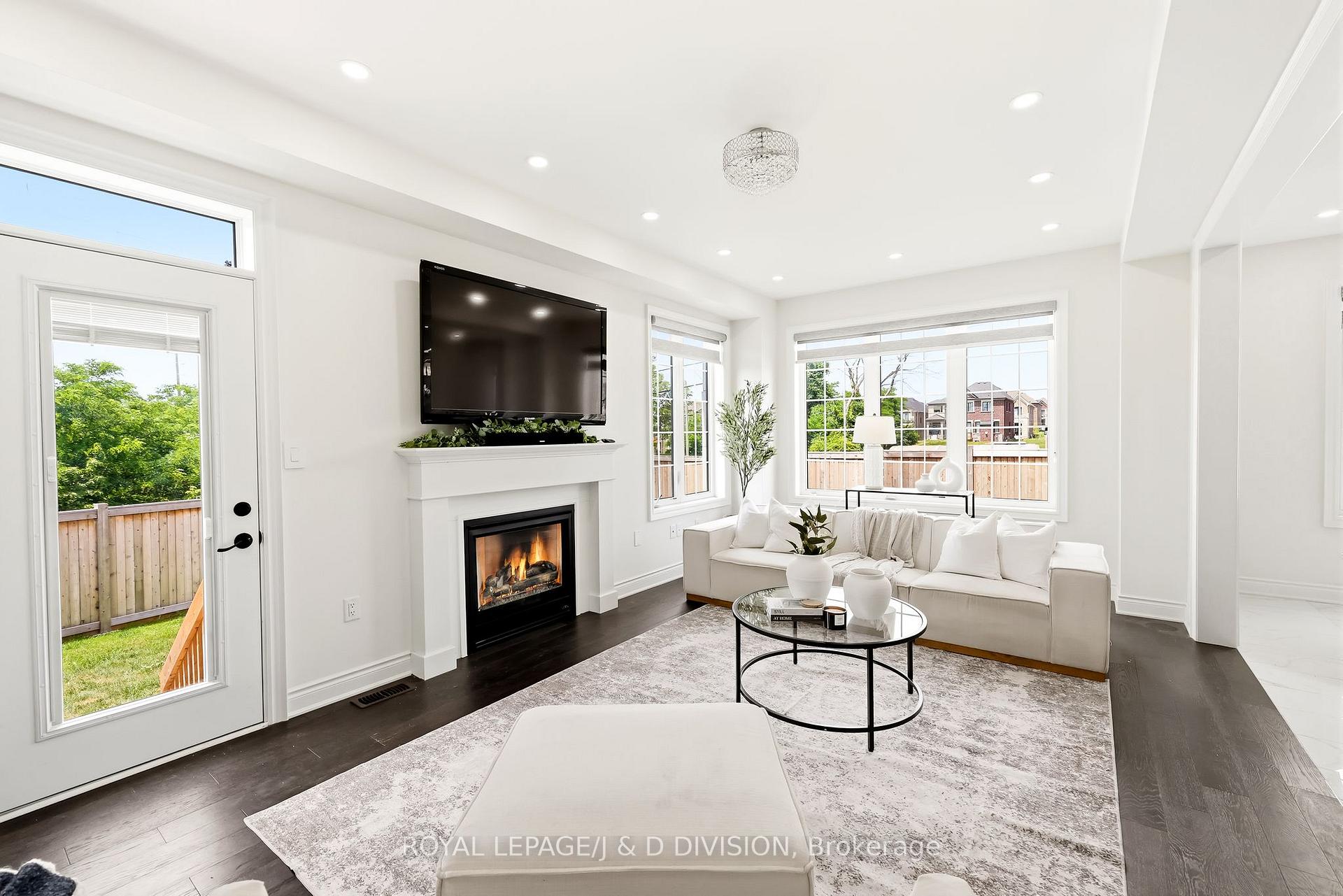 Photo 13 of 3000 Hollyberry Trail, Pickering, Rural Pickering — HOMEH