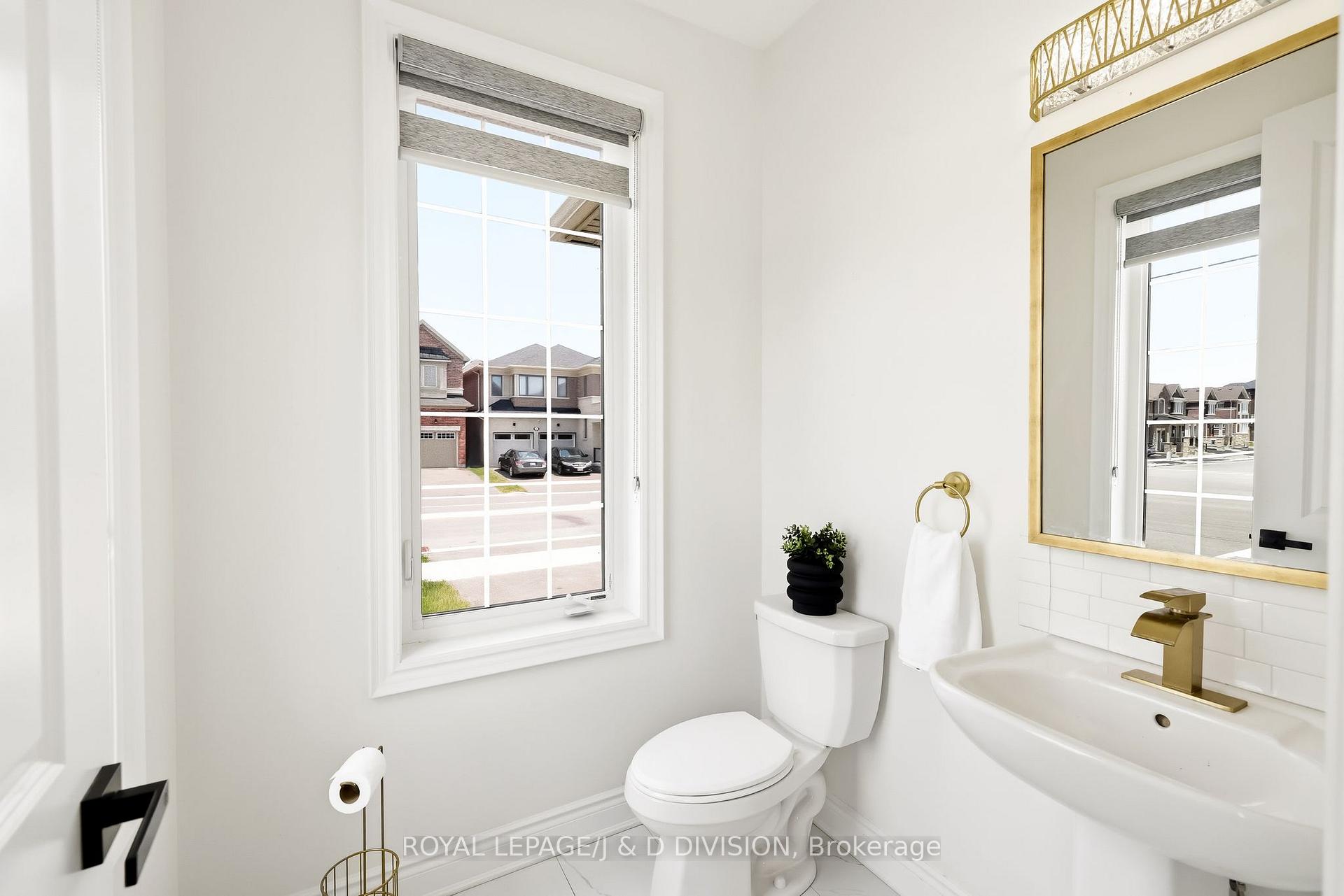 Photo 16 of 3000 Hollyberry Trail, Pickering, Rural Pickering — HOMEH