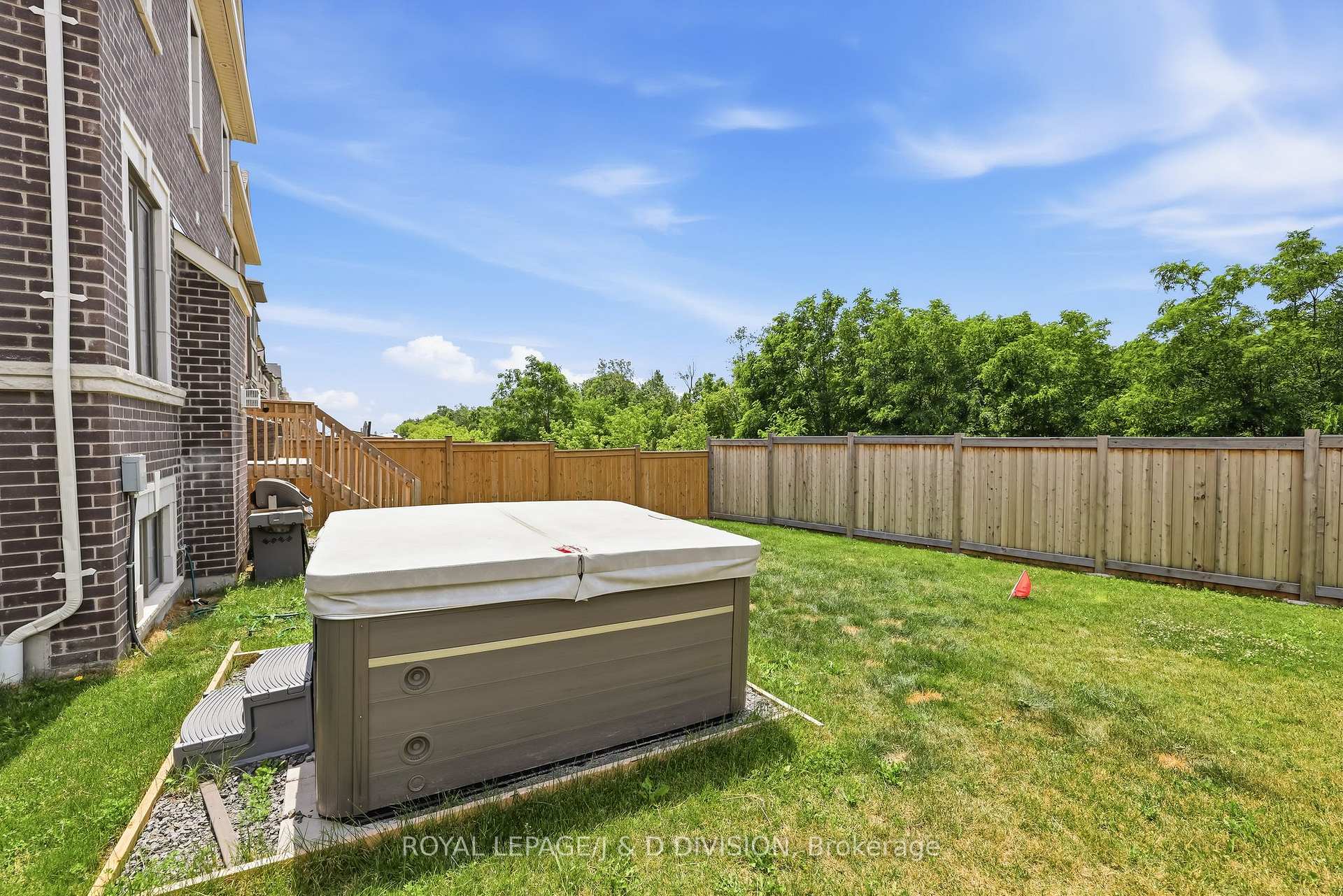 Photo 37 of 3000 Hollyberry Trail, Pickering, Rural Pickering — HOMEH