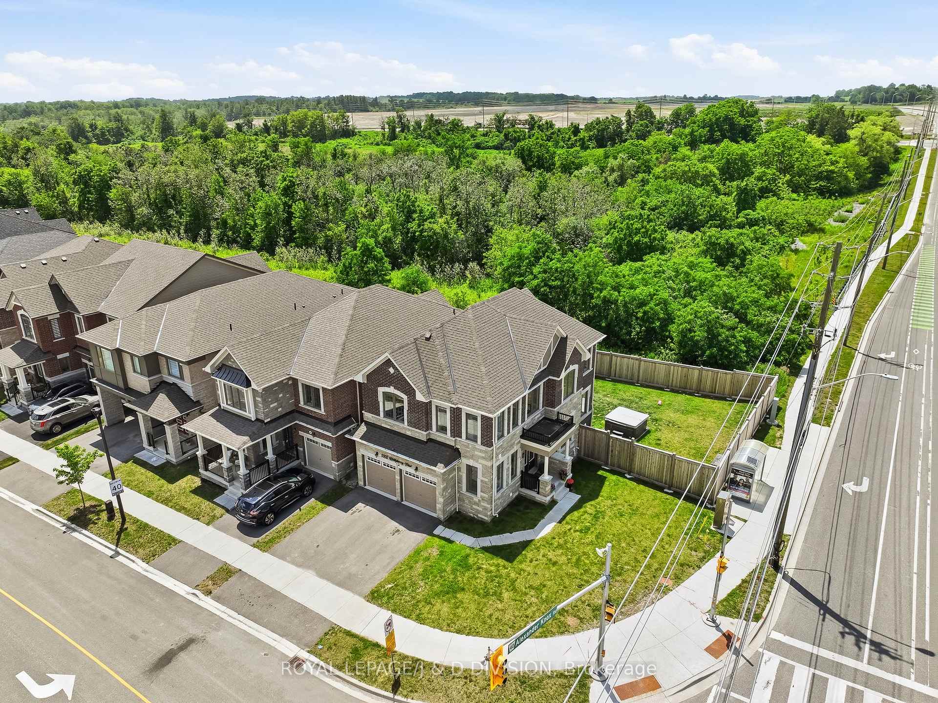 Photo 39 of 3000 Hollyberry Trail, Pickering, Rural Pickering — HOMEH