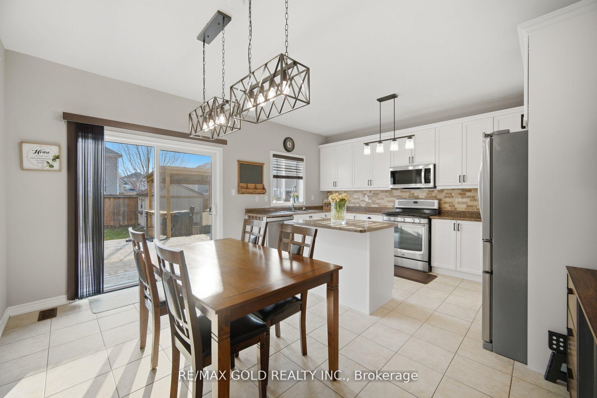 Photo 16 of 330 Wallace Street, Shelburne — HOMEH