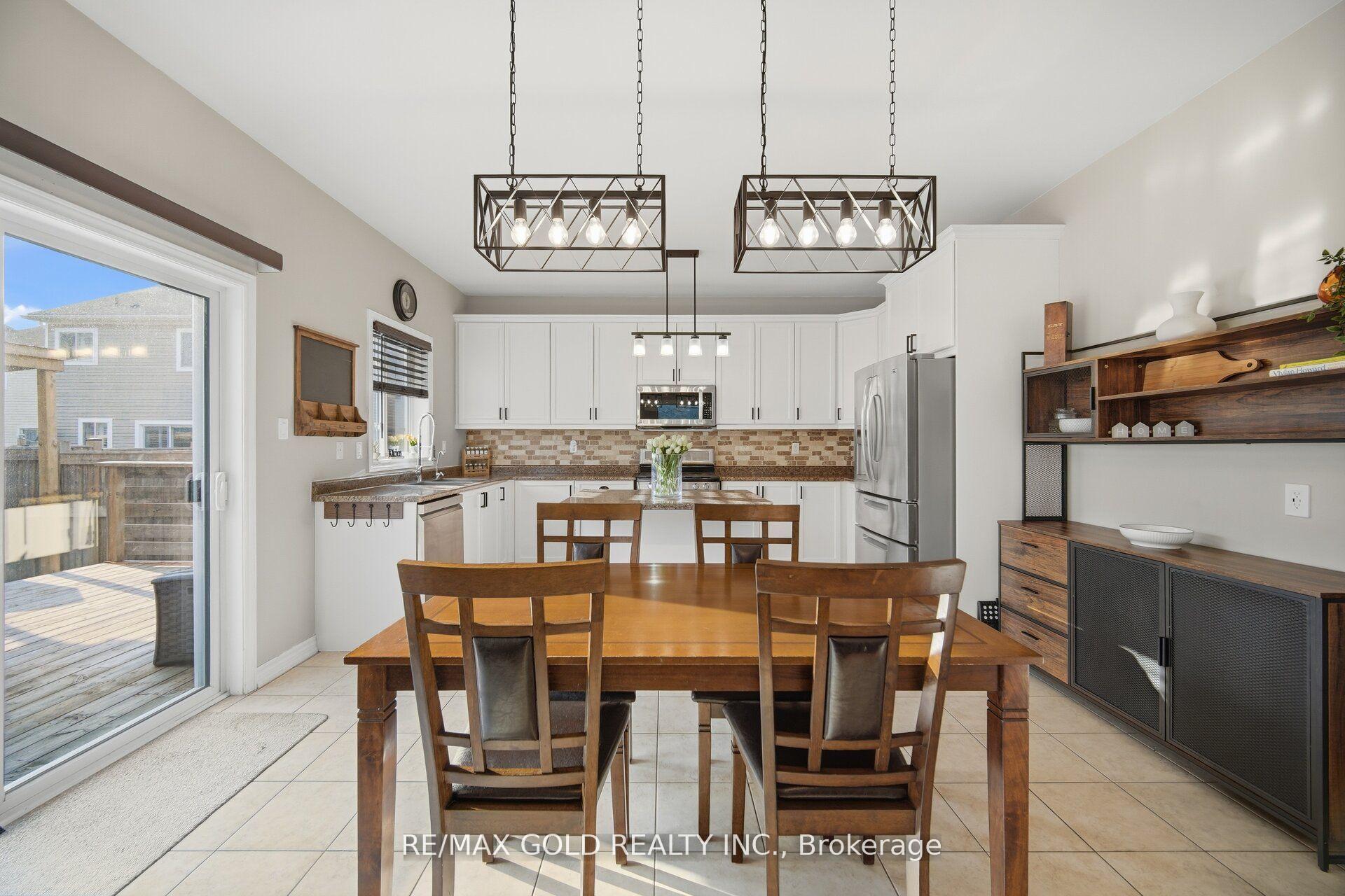 Photo 17 of 330 Wallace Street, Shelburne — HOMEH