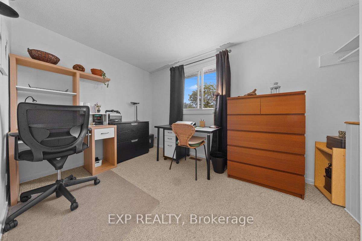 Photo 20 of 396 Hatfield Crescent, Ottawa, Bilberry Creek/Queenswood Heights — HOMEH