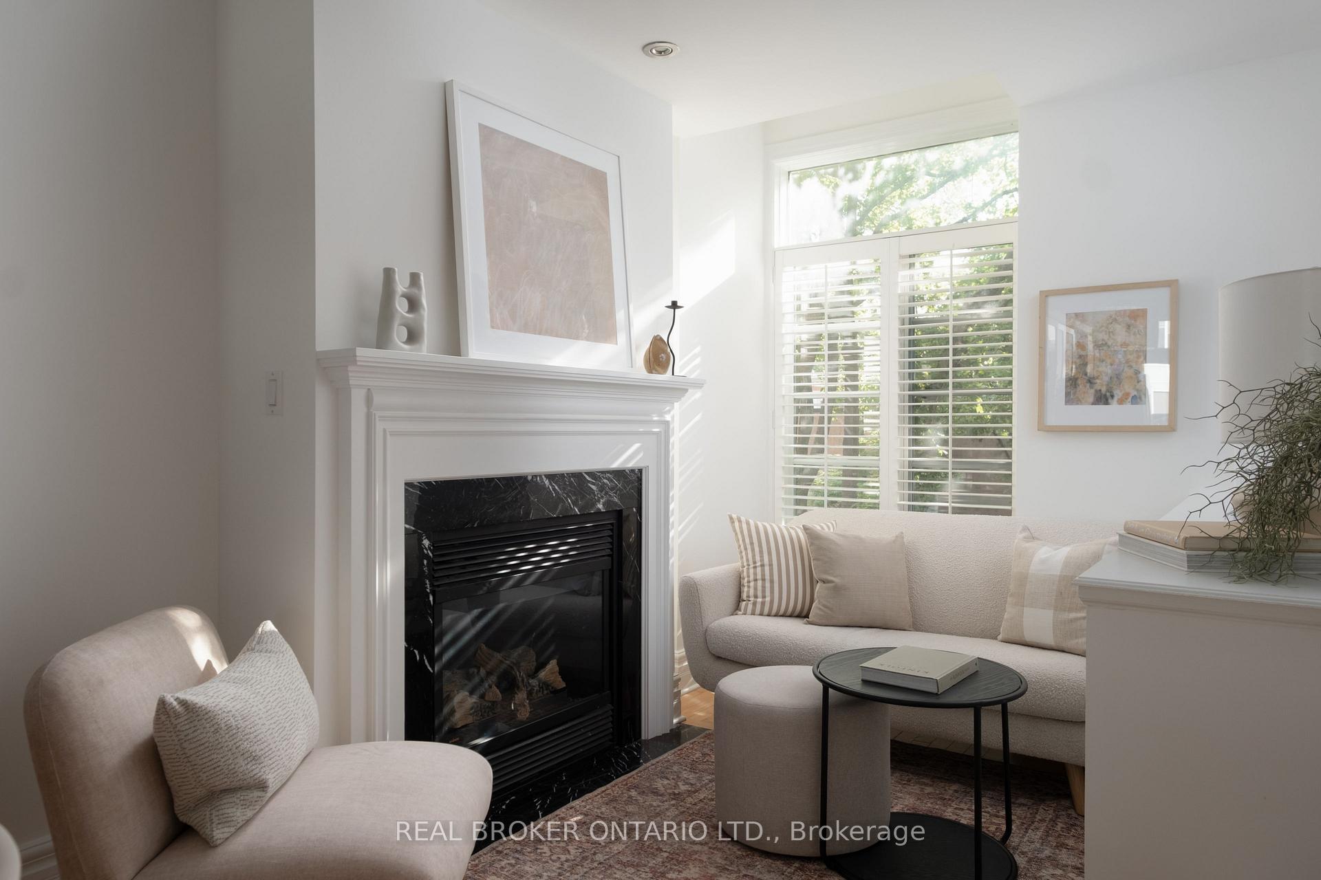 Photo 6 of 12 East York Avenue, Toronto, Broadview North — HOMEH