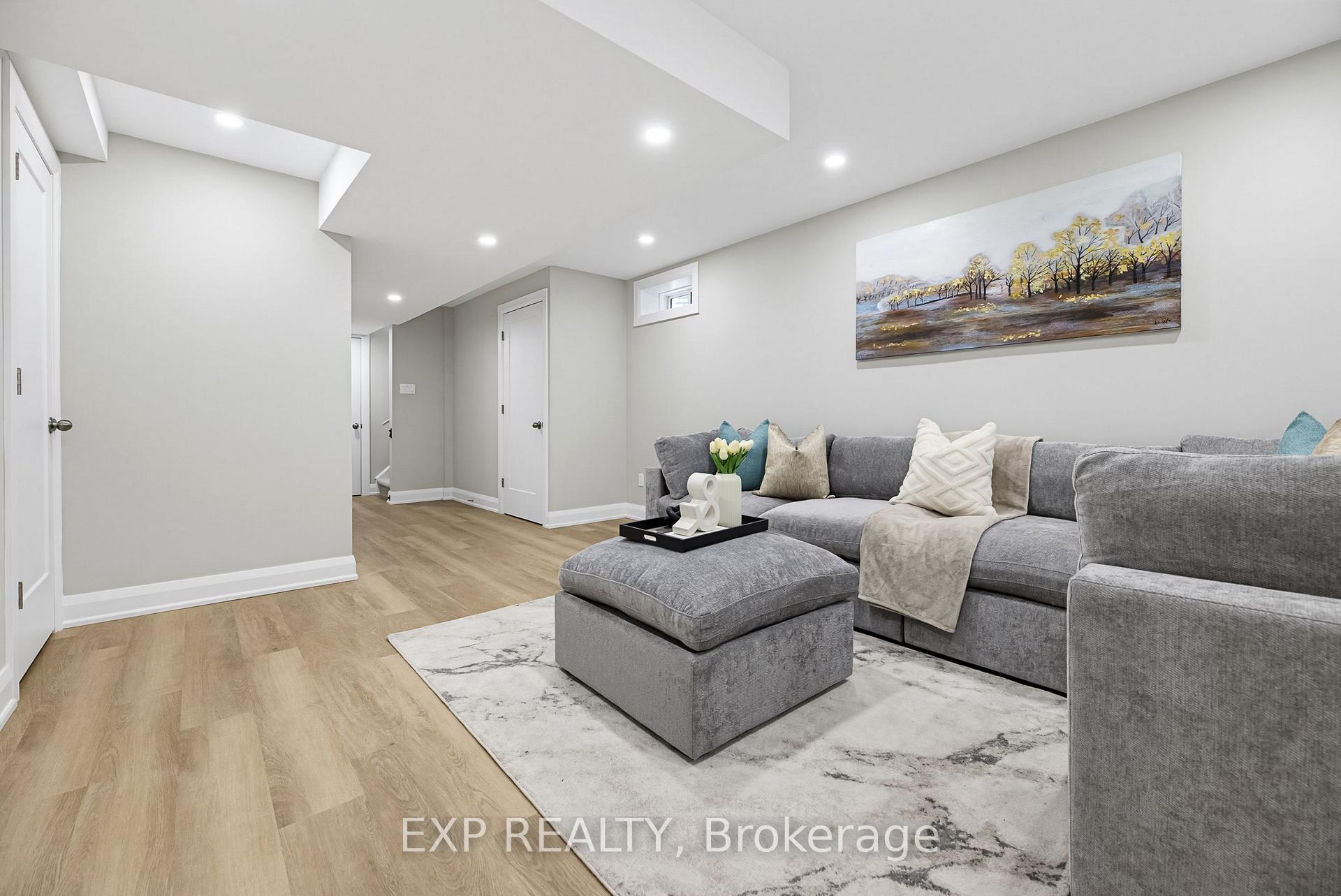 Photo 37 of 13 Mccardy Court, Caledon, Caledon East — HOMEH