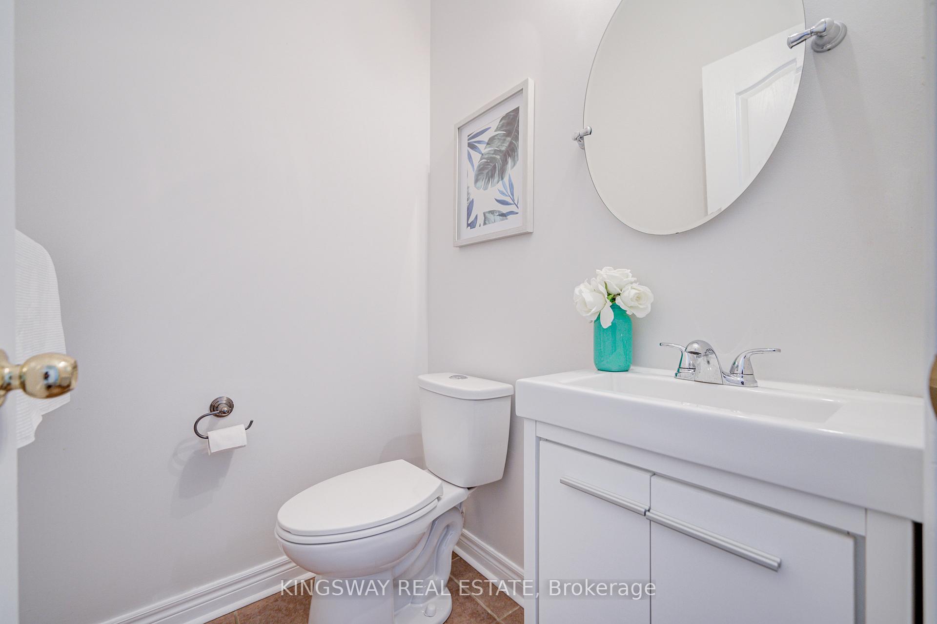 Photo 9 of 2083 Willhaven Trail, Oakville, Westmount — HOMEH