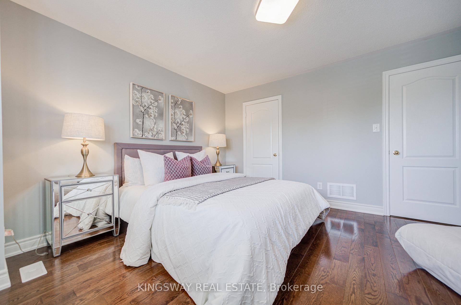 Photo 26 of 2083 Willhaven Trail, Oakville, Westmount — HOMEH