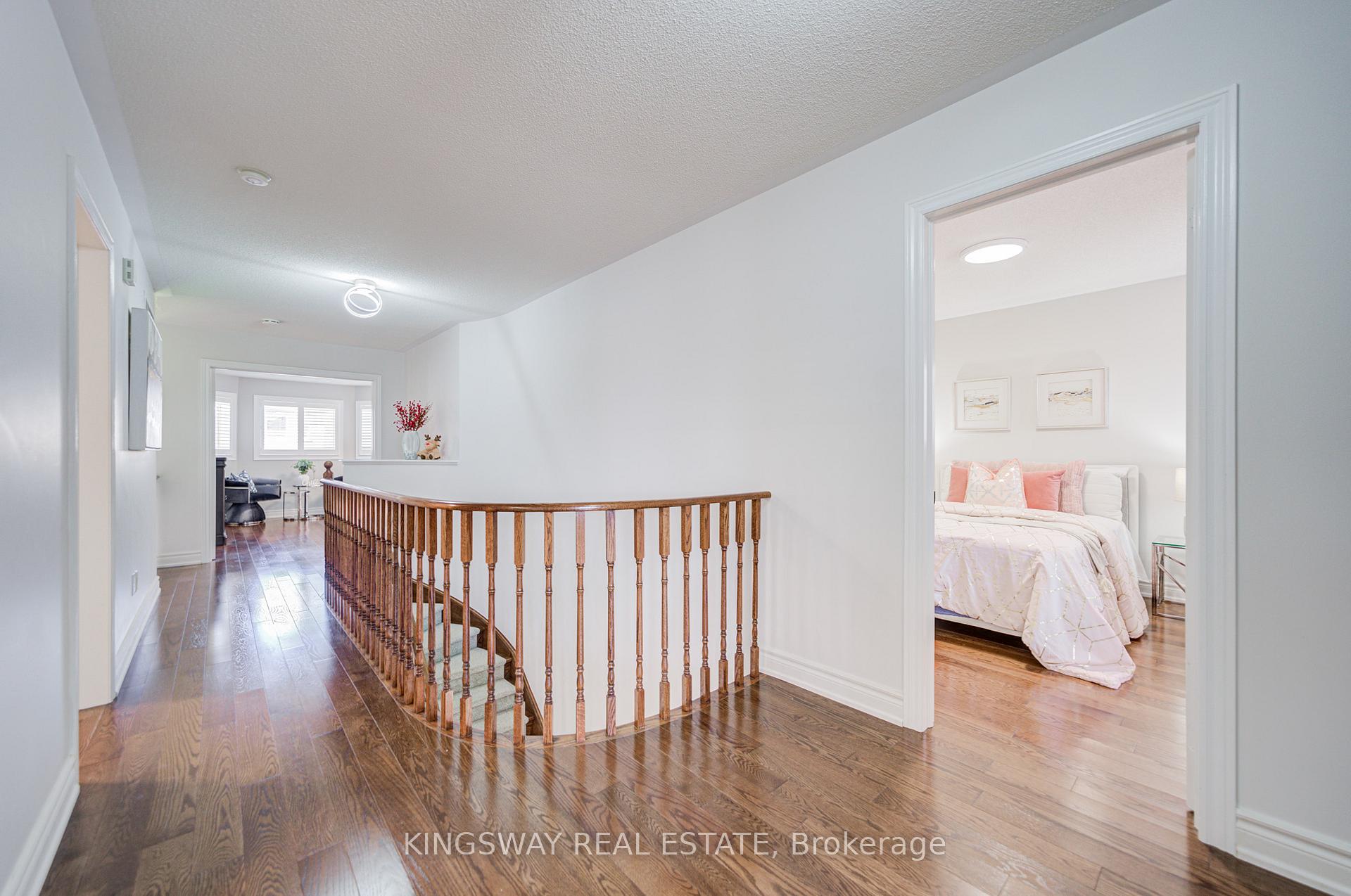 Photo 29 of 2083 Willhaven Trail, Oakville, Westmount — HOMEH