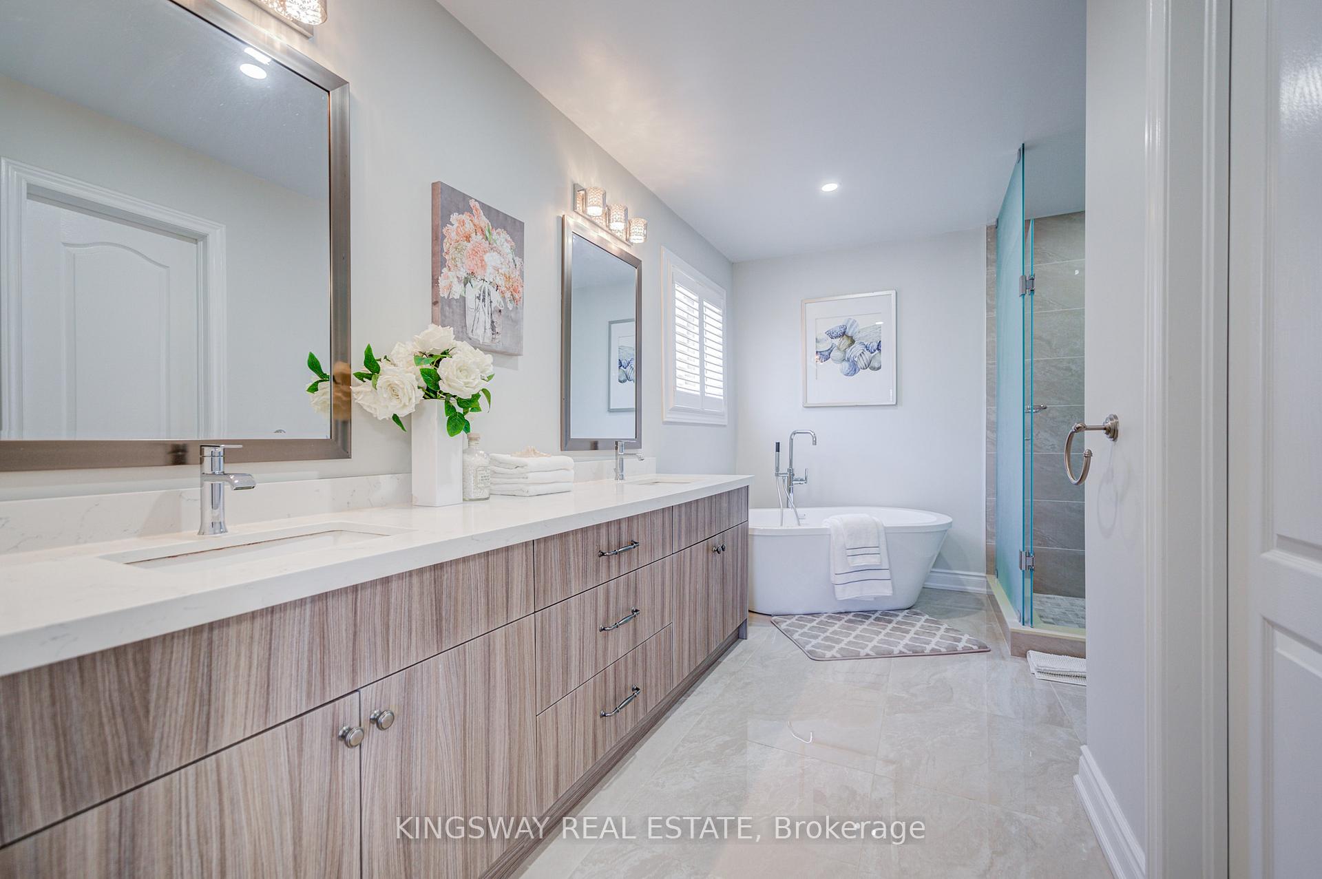 Photo 34 of 2083 Willhaven Trail, Oakville, Westmount — HOMEH