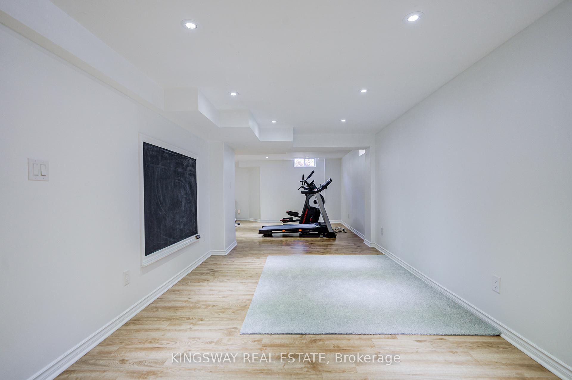 Photo 38 of 2083 Willhaven Trail, Oakville, Westmount — HOMEH