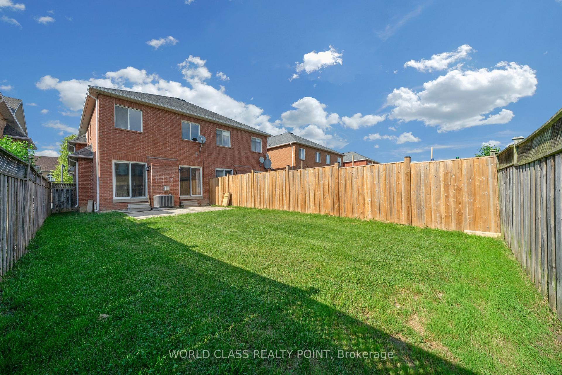 Photo 4 of 69 Redkey Drive, Markham, Milliken Mills East — HOMEH