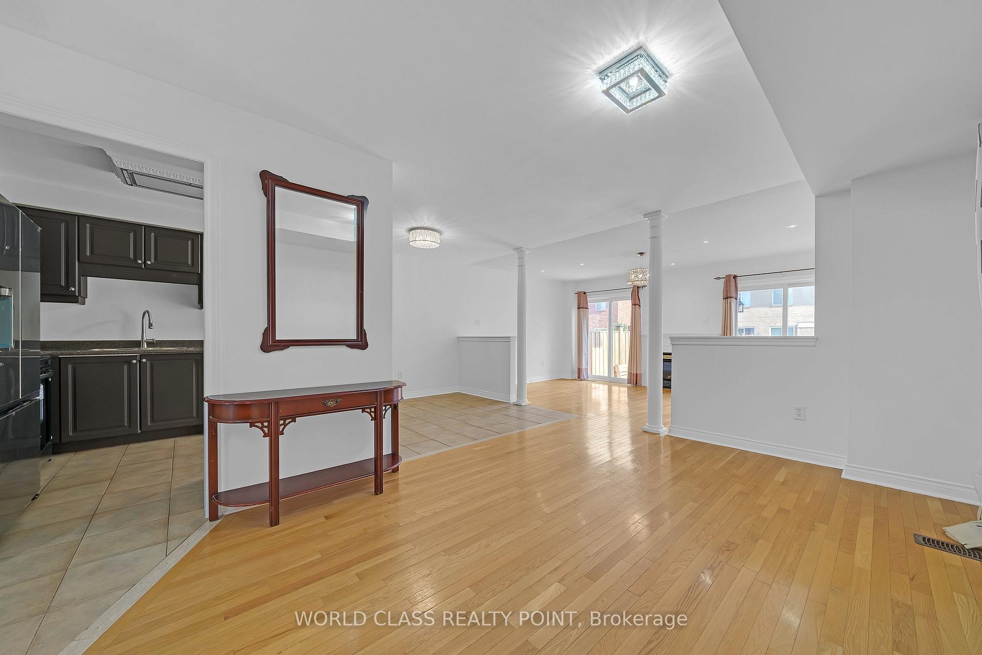 Photo 8 of 69 Redkey Drive, Markham, Milliken Mills East — HOMEH