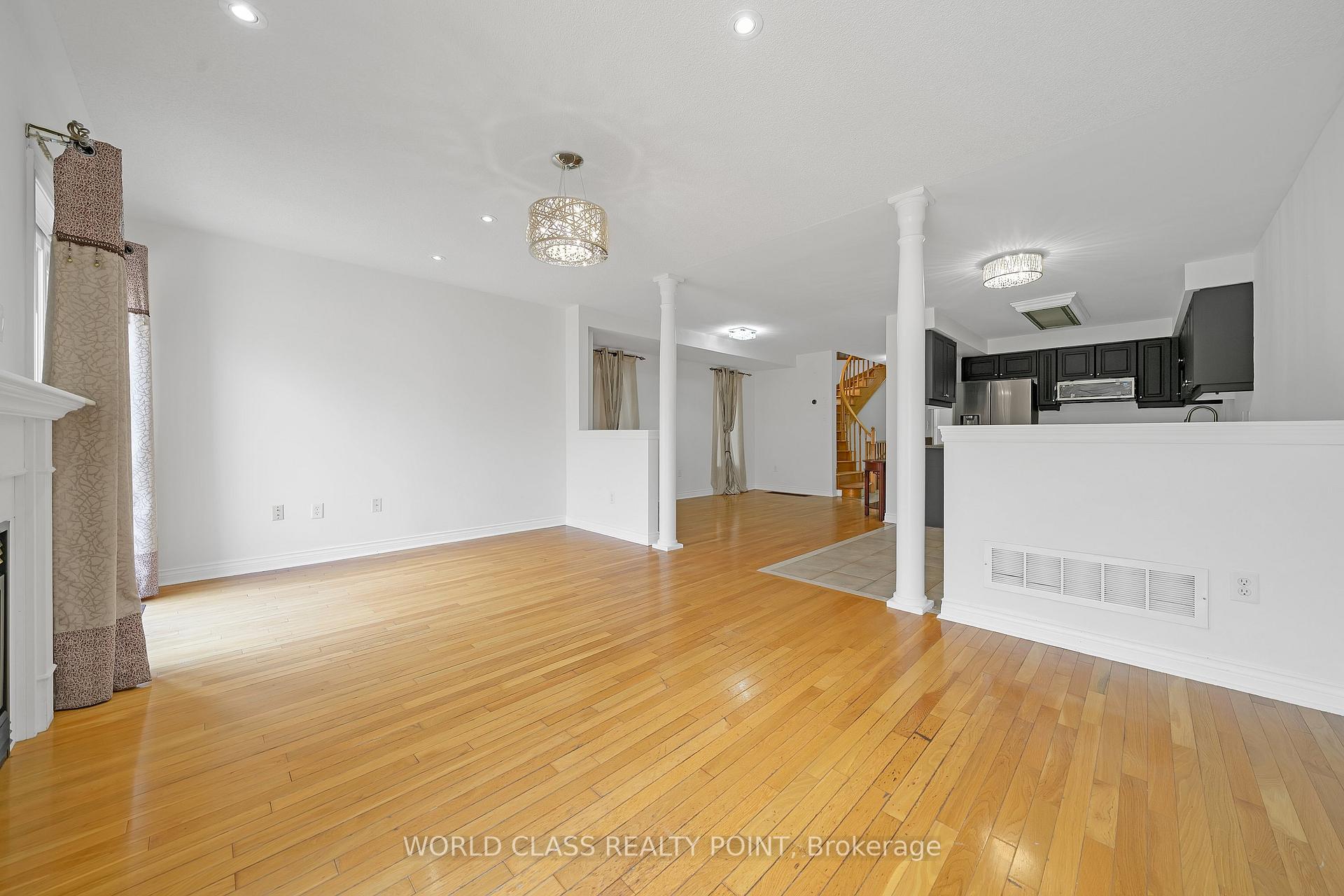 Photo 16 of 69 Redkey Drive, Markham, Milliken Mills East — HOMEH