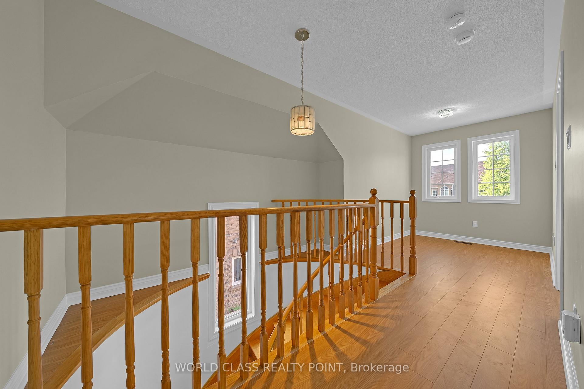 Photo 17 of 69 Redkey Drive, Markham, Milliken Mills East — HOMEH