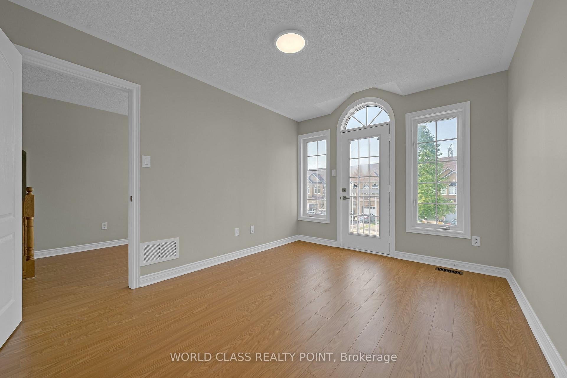 Photo 21 of 69 Redkey Drive, Markham, Milliken Mills East — HOMEH