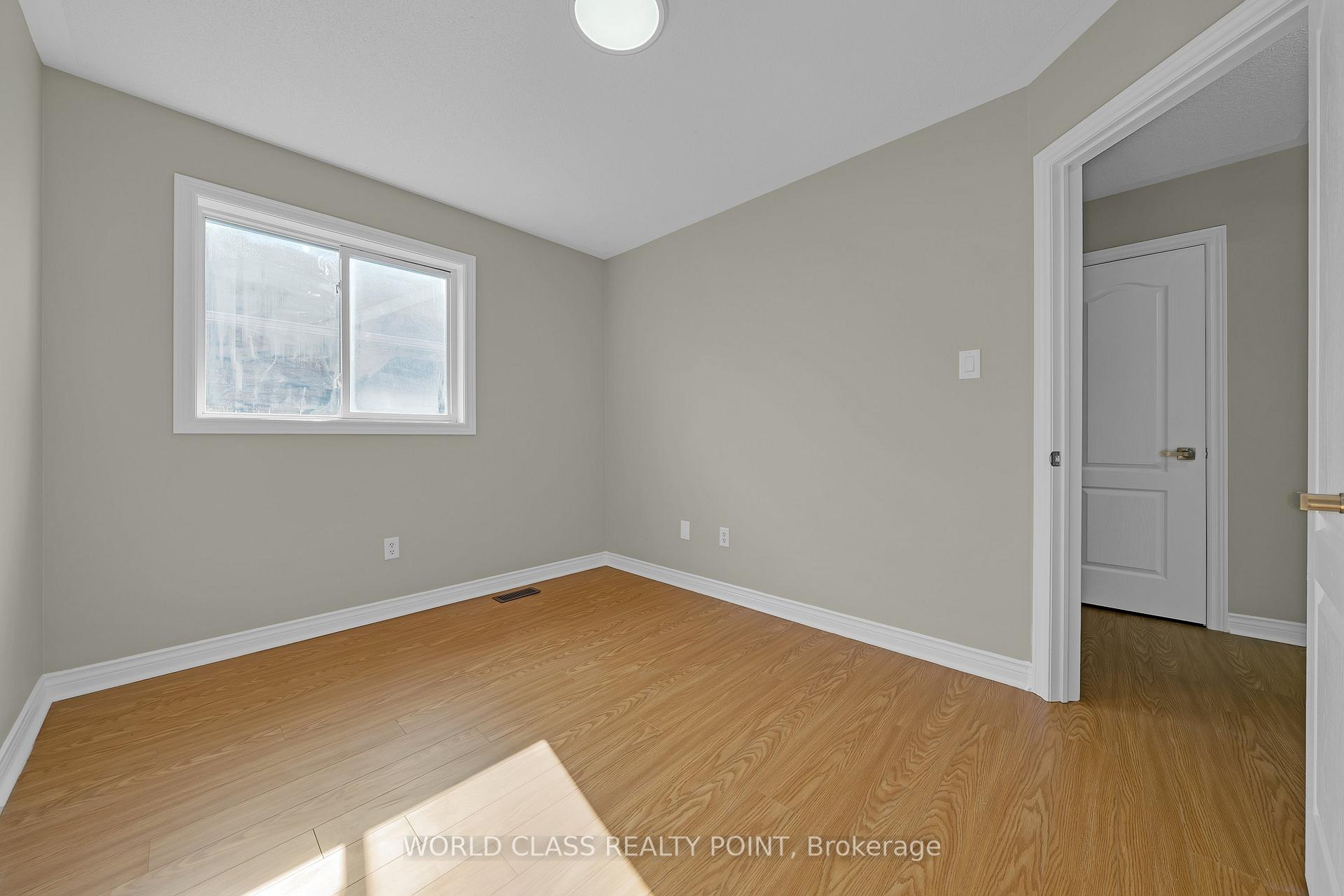 Photo 23 of 69 Redkey Drive, Markham, Milliken Mills East — HOMEH