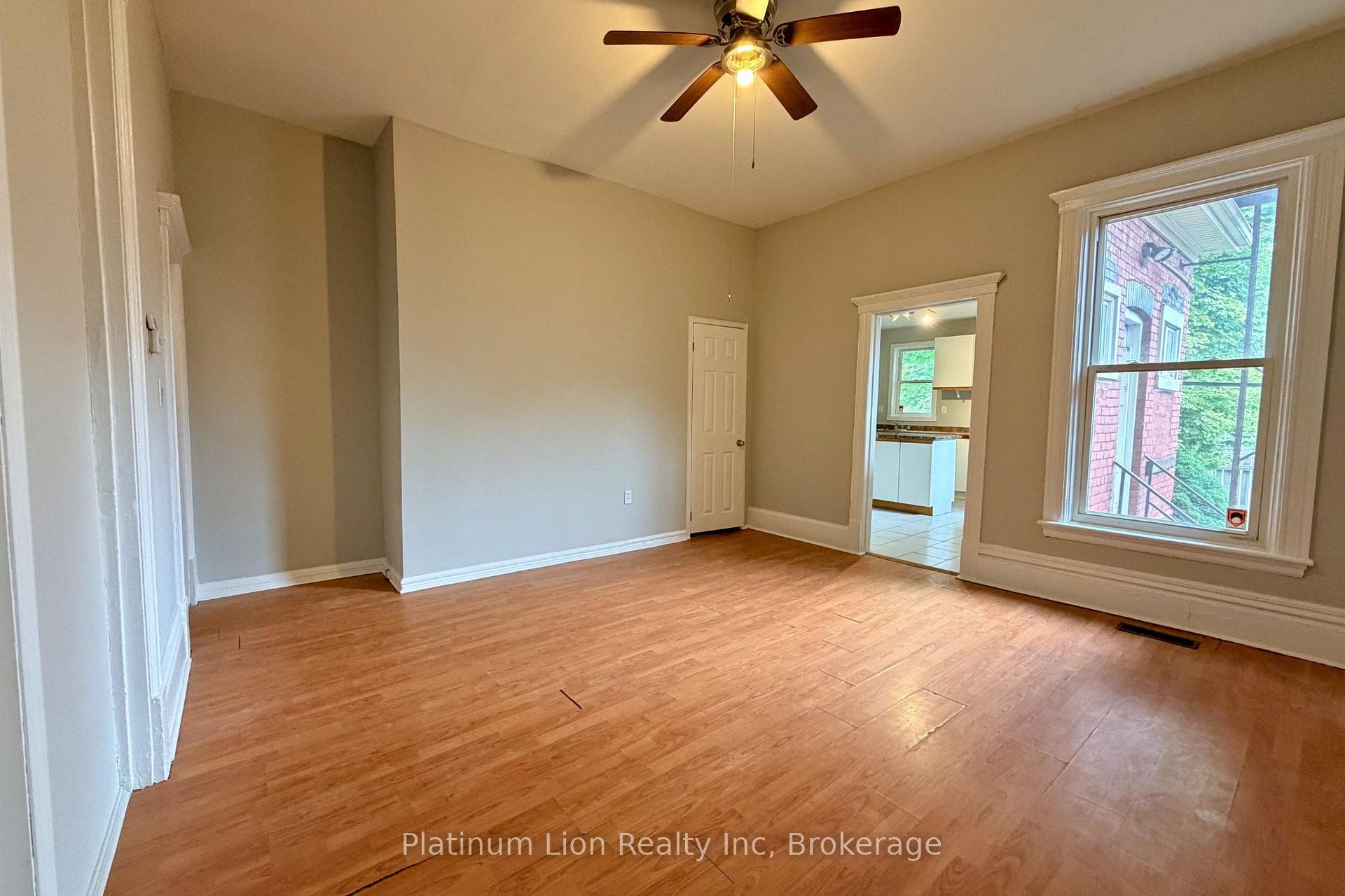 Photo 7 of Unit 1, 114 West Avenue N, Hamilton, Landsdale — HOMEH