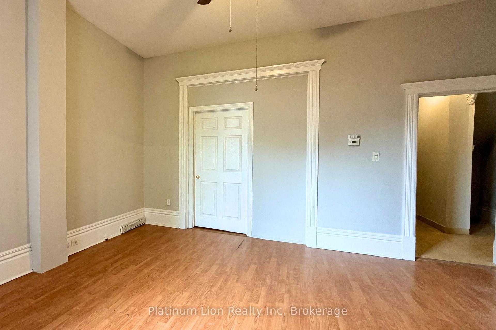 Photo 8 of Unit 1, 114 West Avenue N, Hamilton, Landsdale — HOMEH