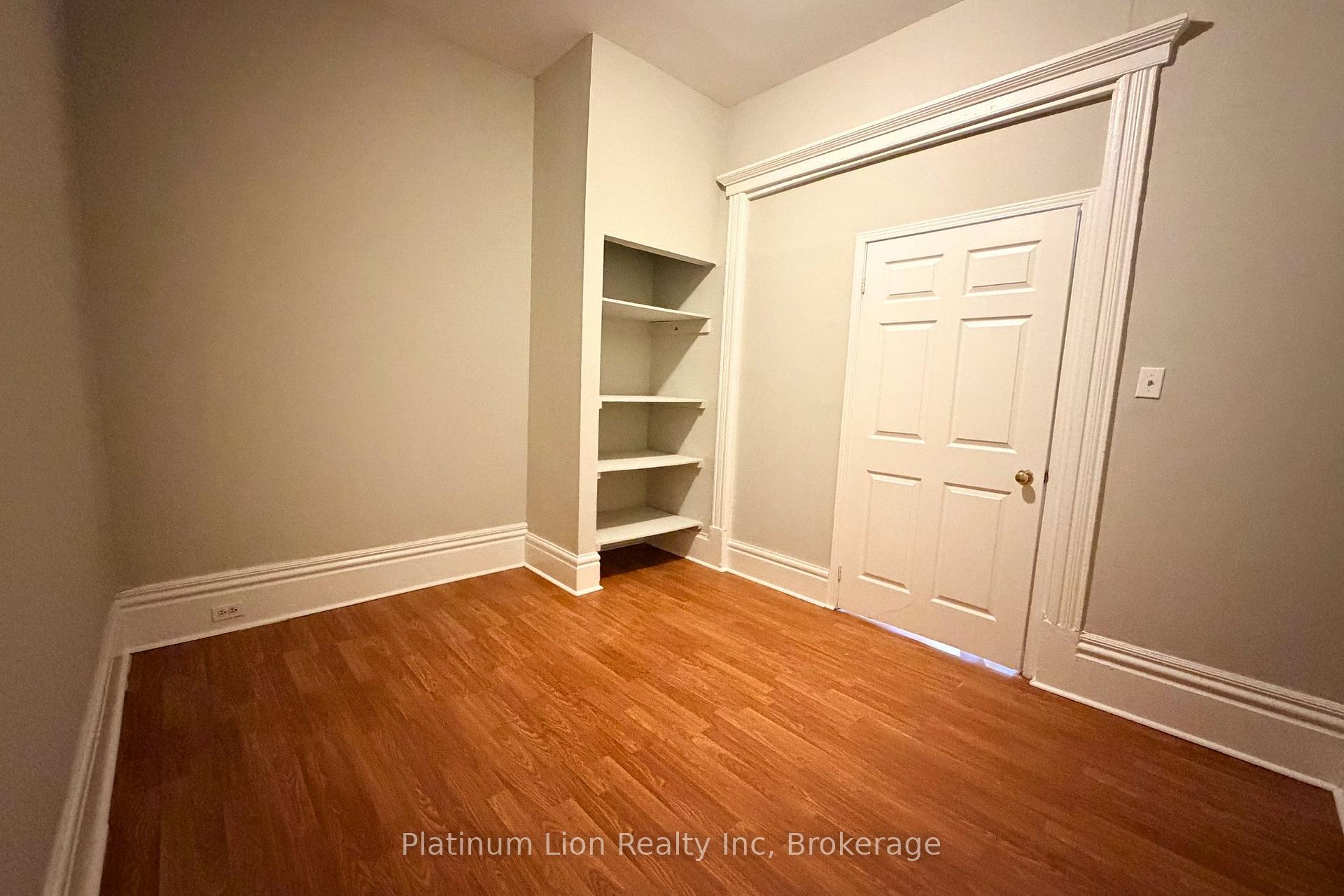Photo 11 of Unit 1, 114 West Avenue N, Hamilton, Landsdale — HOMEH