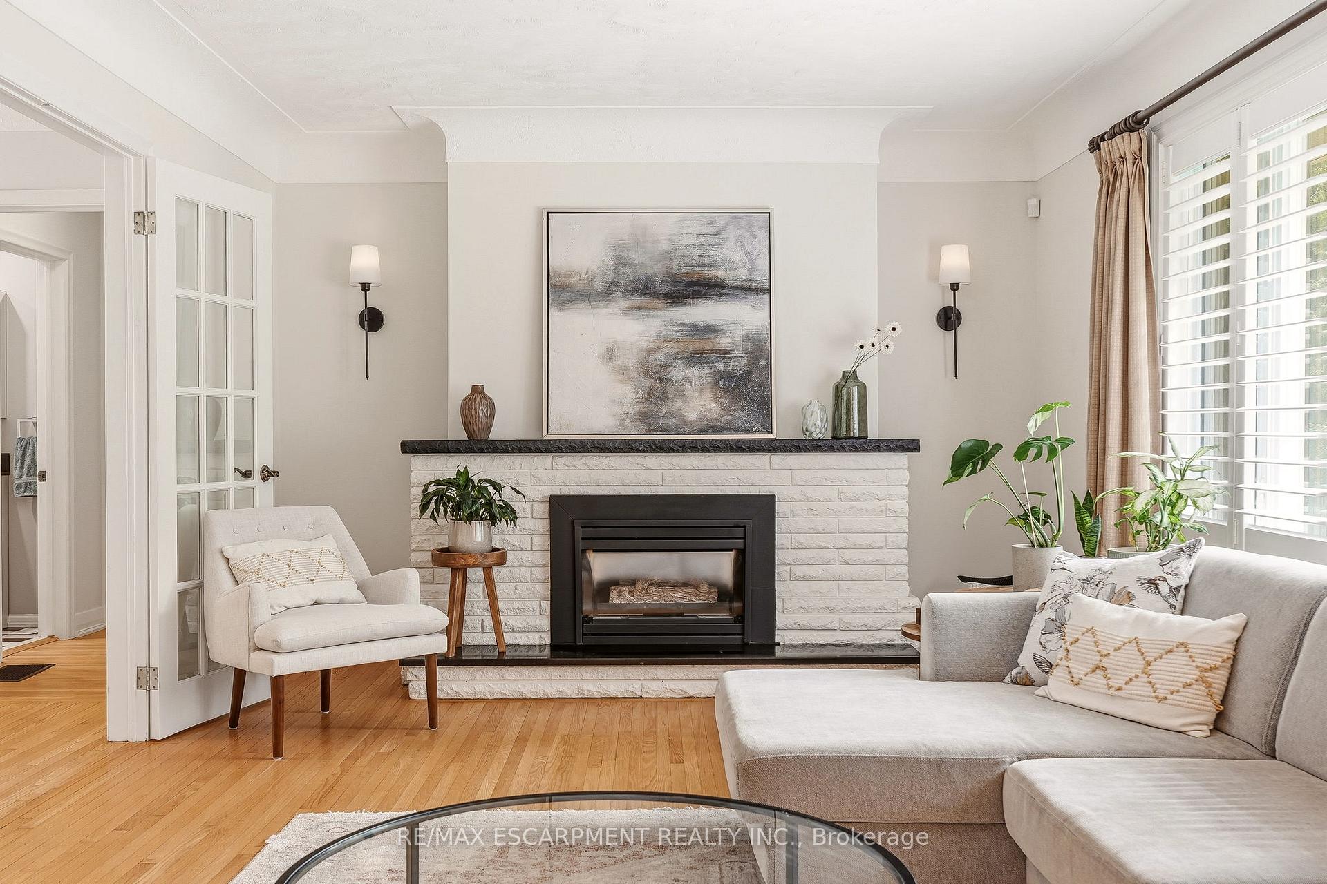 Photo 10 of 851 Mewburn Road, Hamilton, Ancaster — HOMEH