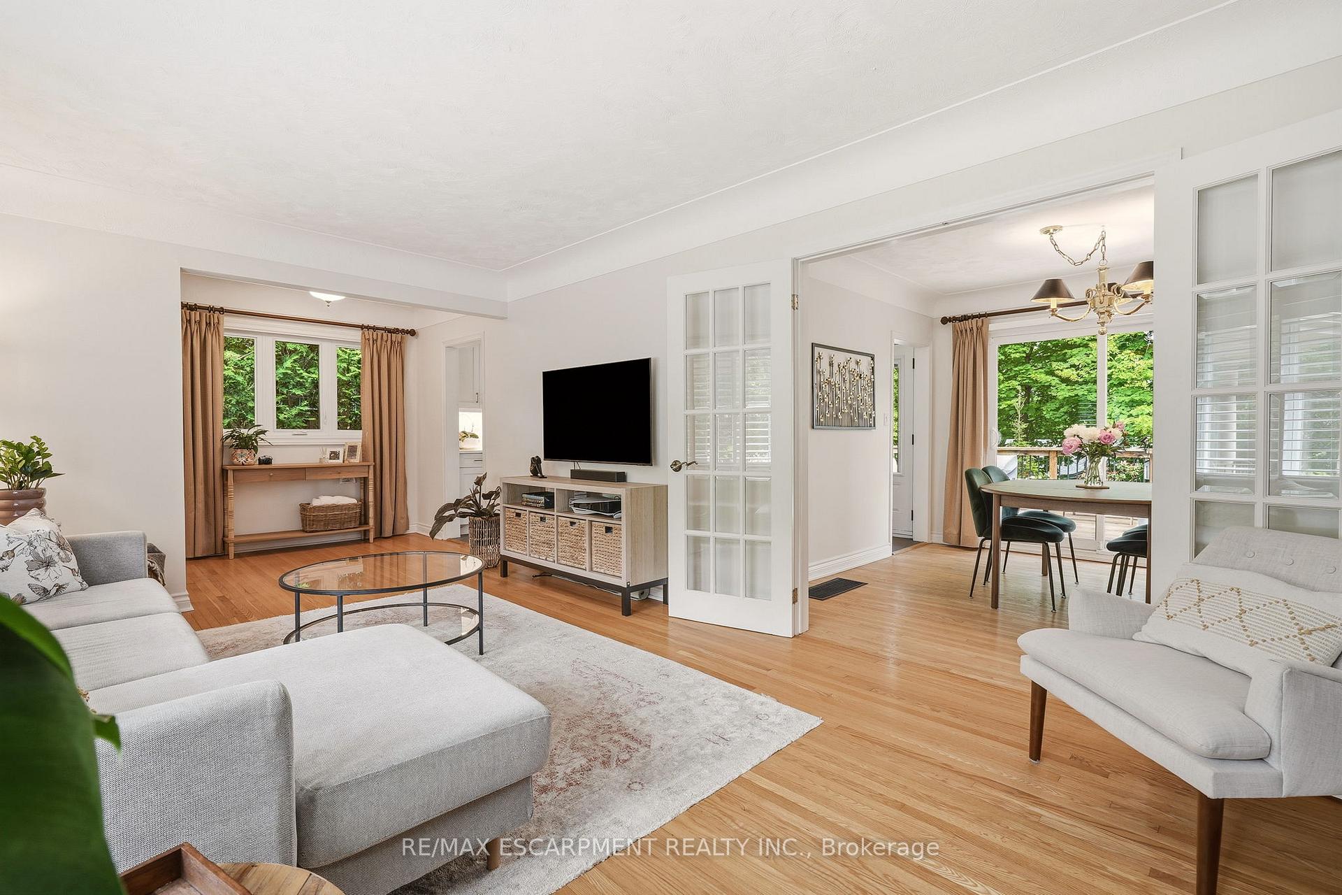 Photo 12 of 851 Mewburn Road, Hamilton, Ancaster — HOMEH