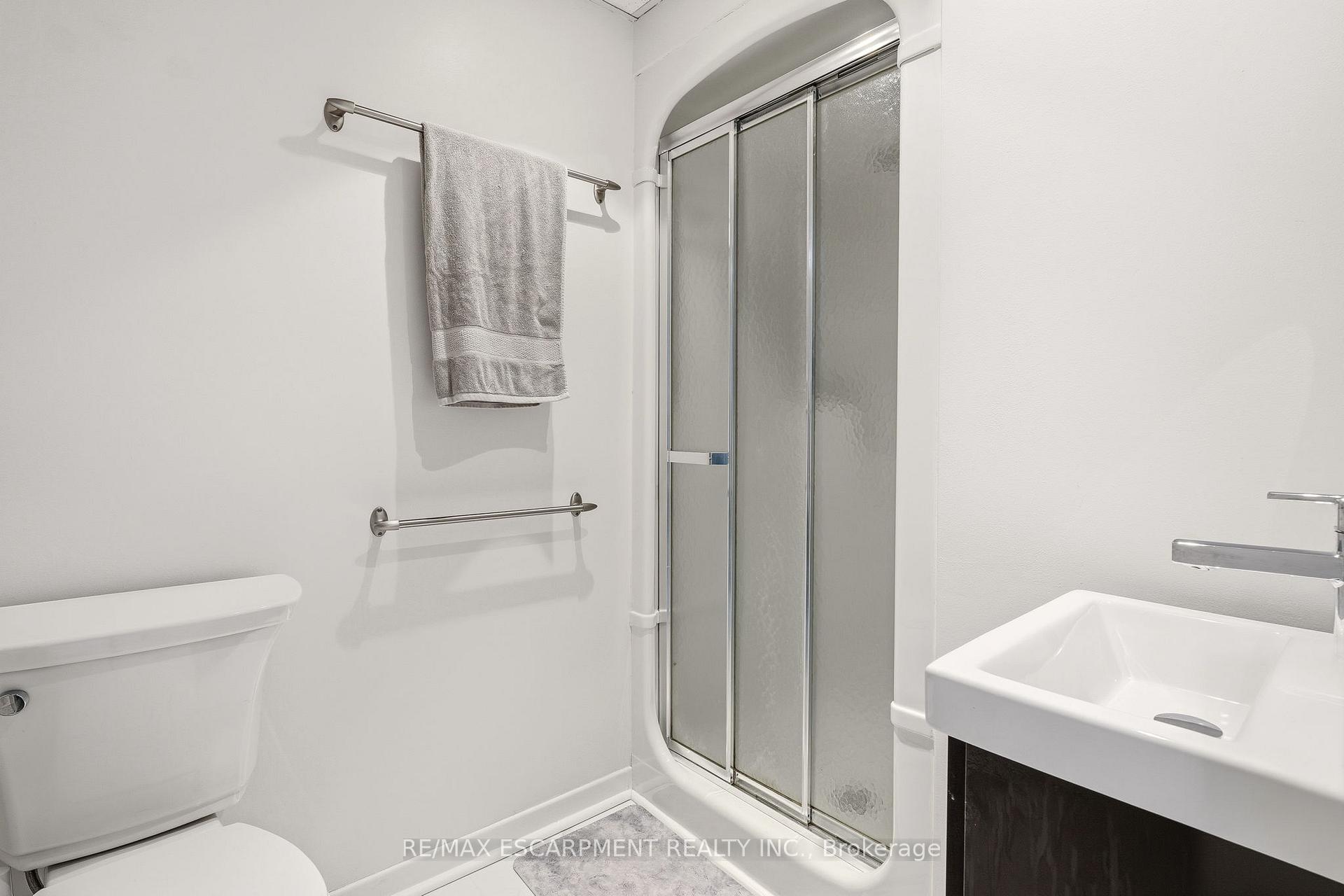 Photo 30 of 851 Mewburn Road, Hamilton, Ancaster — HOMEH