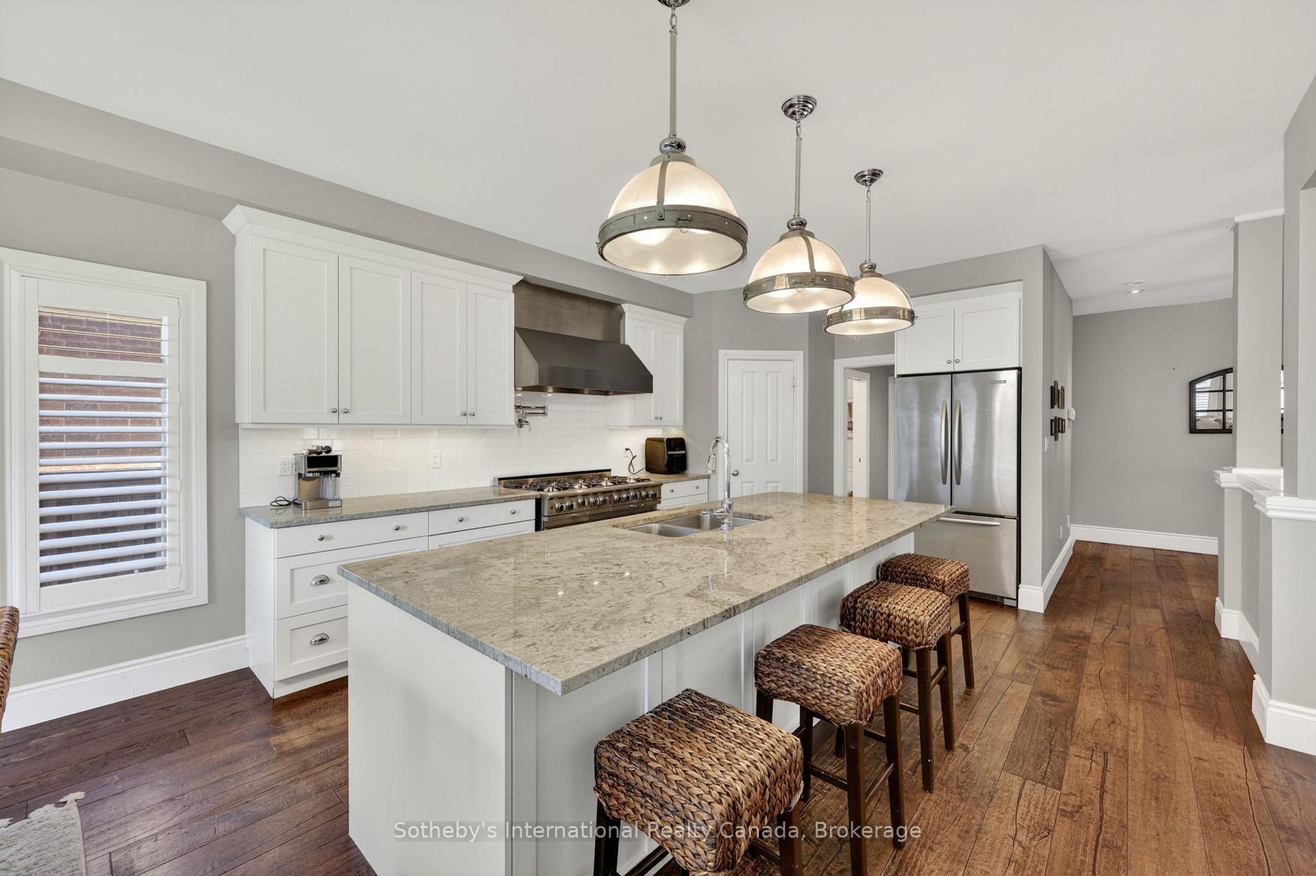 Photo 8 of 36 Kayla Crescent, Collingwood — HOMEH