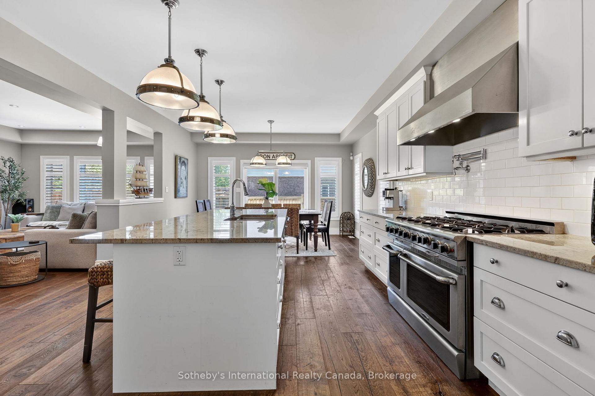 Photo 12 of 36 Kayla Crescent, Collingwood — HOMEH