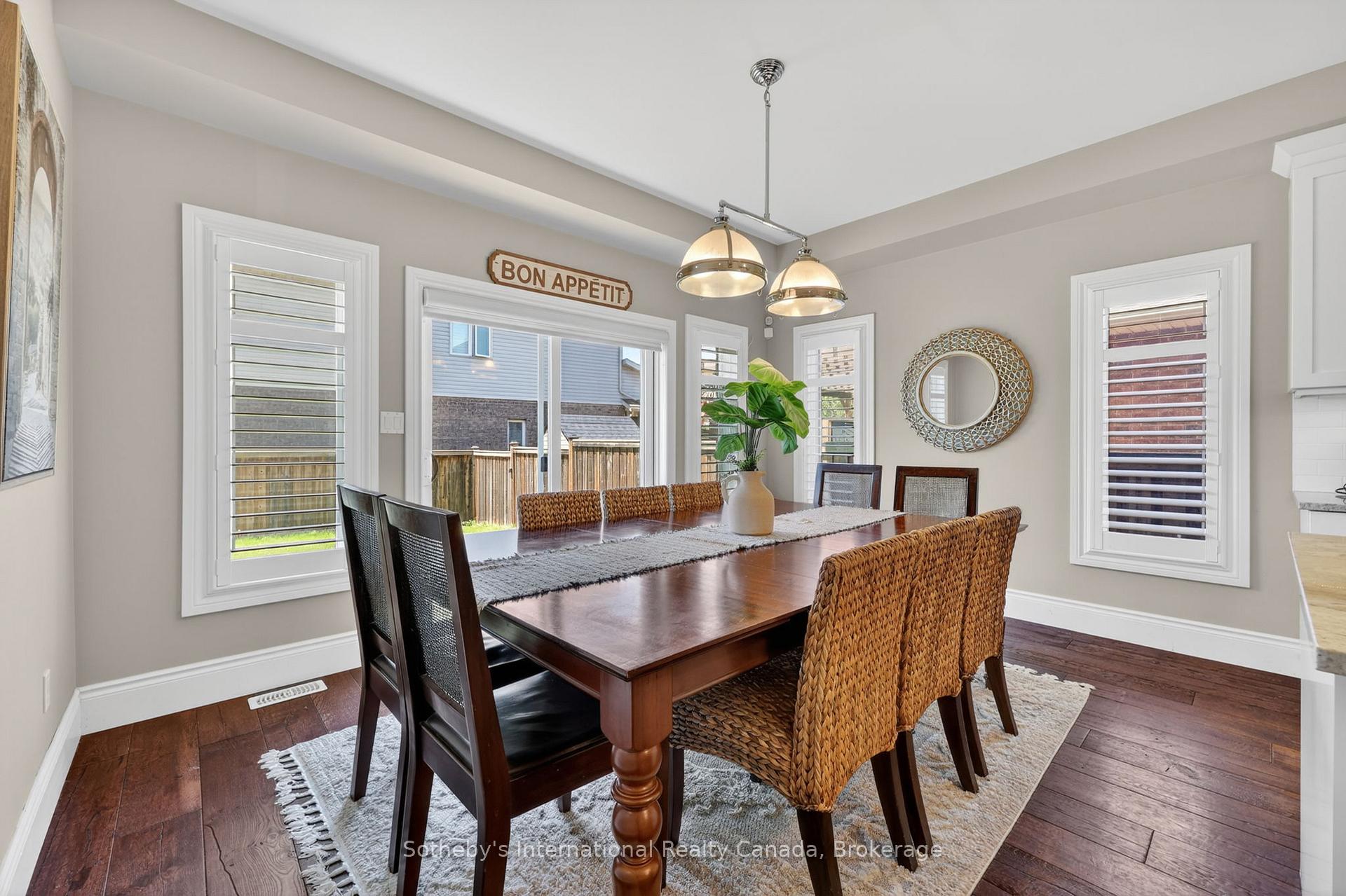 Photo 15 of 36 Kayla Crescent, Collingwood — HOMEH