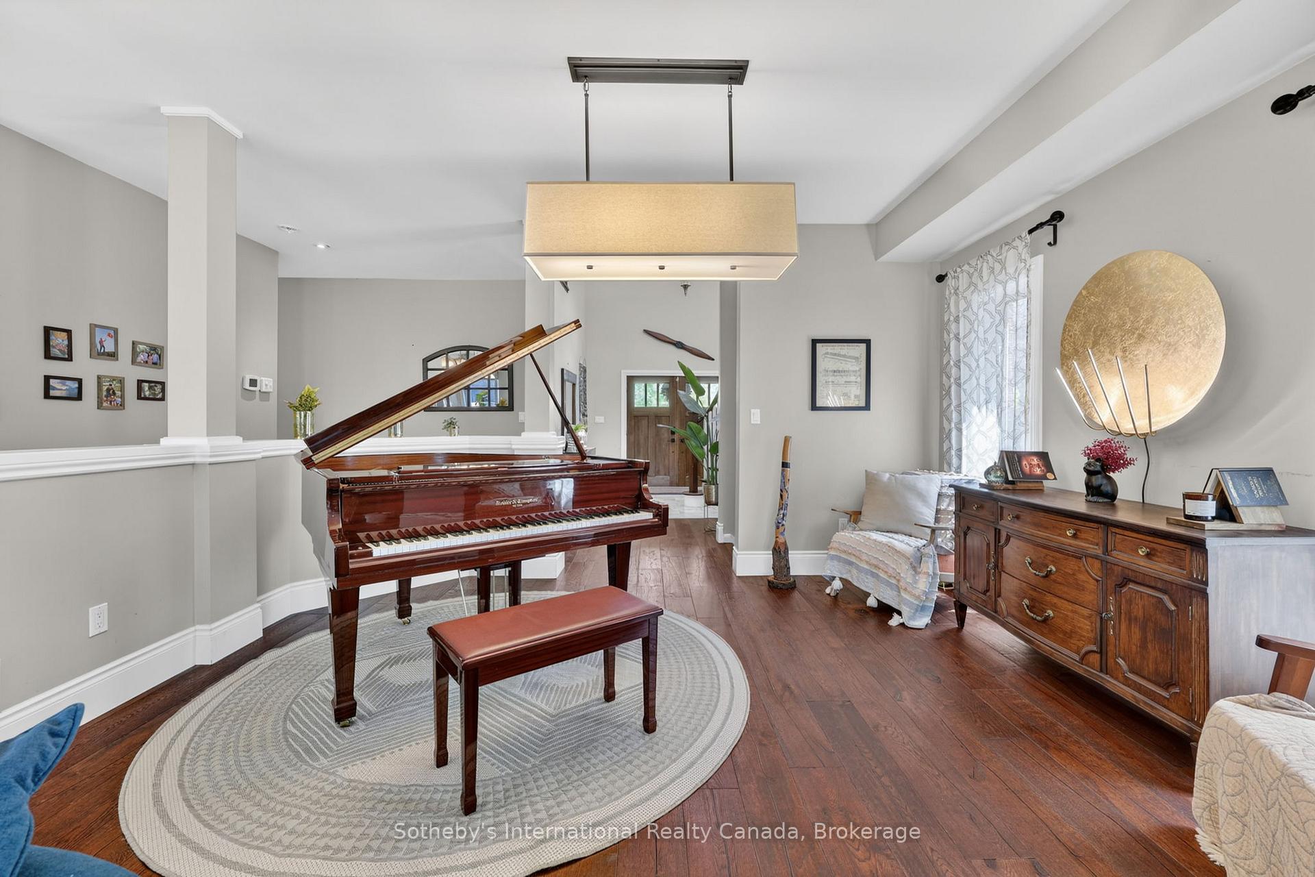 Photo 22 of 36 Kayla Crescent, Collingwood — HOMEH