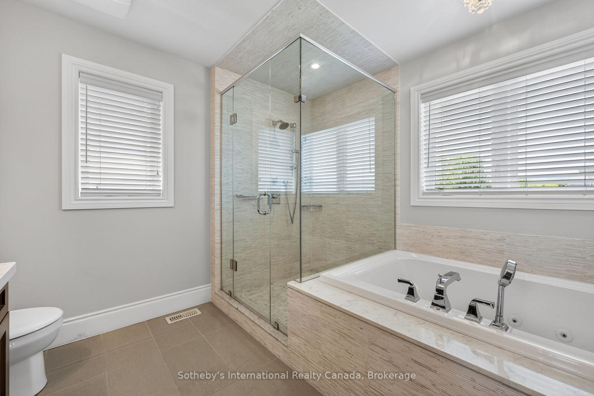 Photo 31 of 36 Kayla Crescent, Collingwood — HOMEH