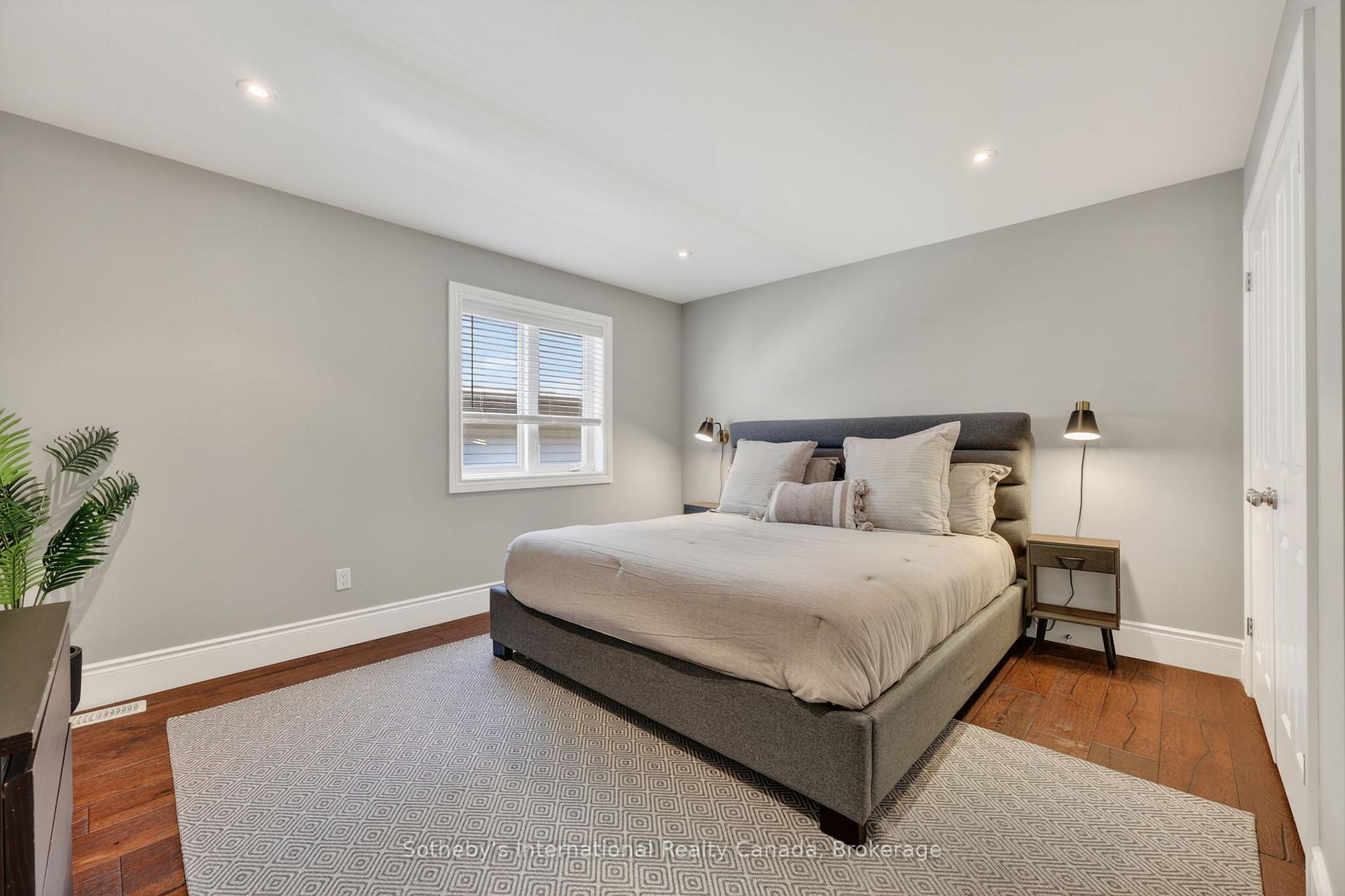 Photo 36 of 36 Kayla Crescent, Collingwood — HOMEH