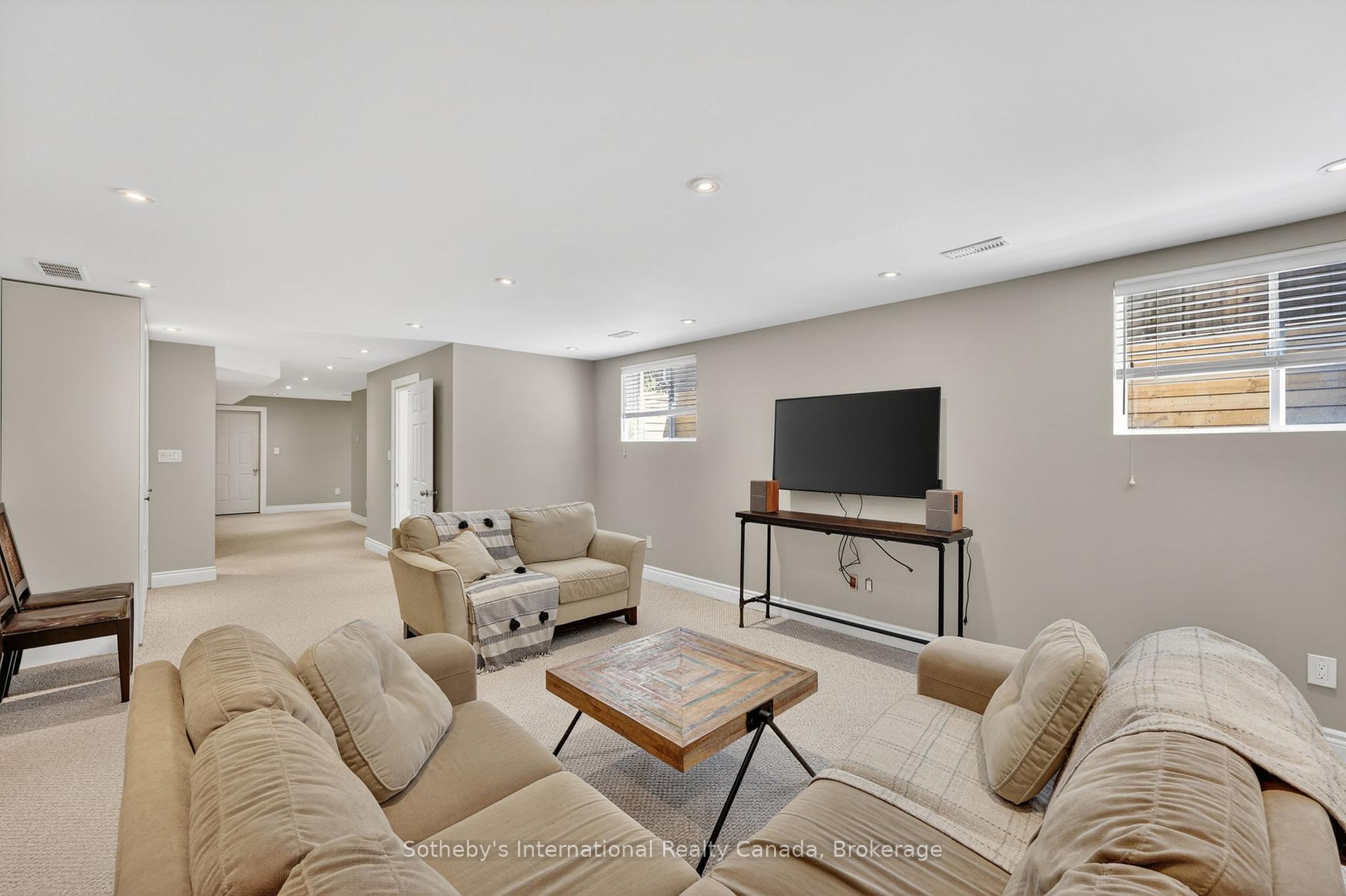 Photo 44 of 36 Kayla Crescent, Collingwood — HOMEH