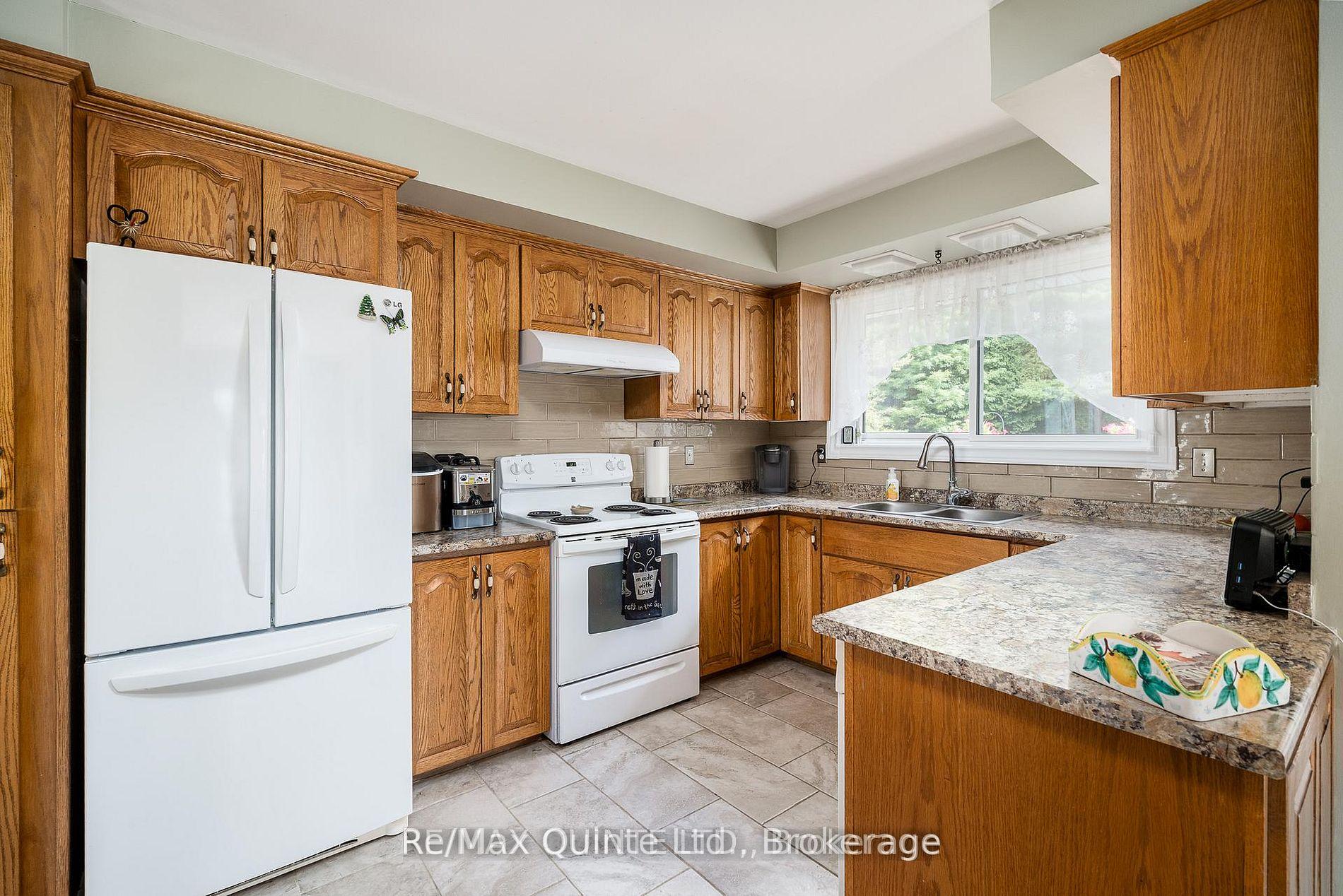 Photo 17 of 12180 Highway 62, Centre Hastings — HOMEH
