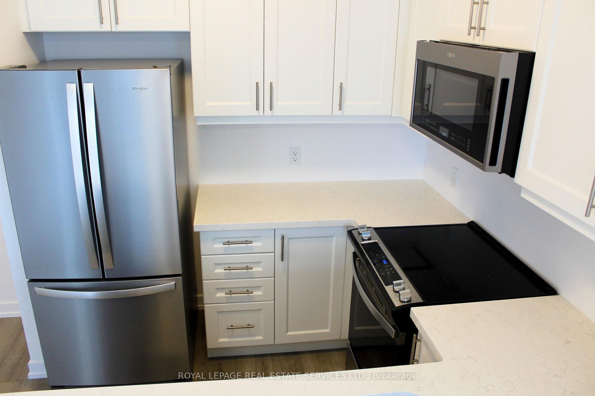 Photo 11 of Unit 1102, 460 Dundas Street E, Hamilton, Waterdown — HOMEH