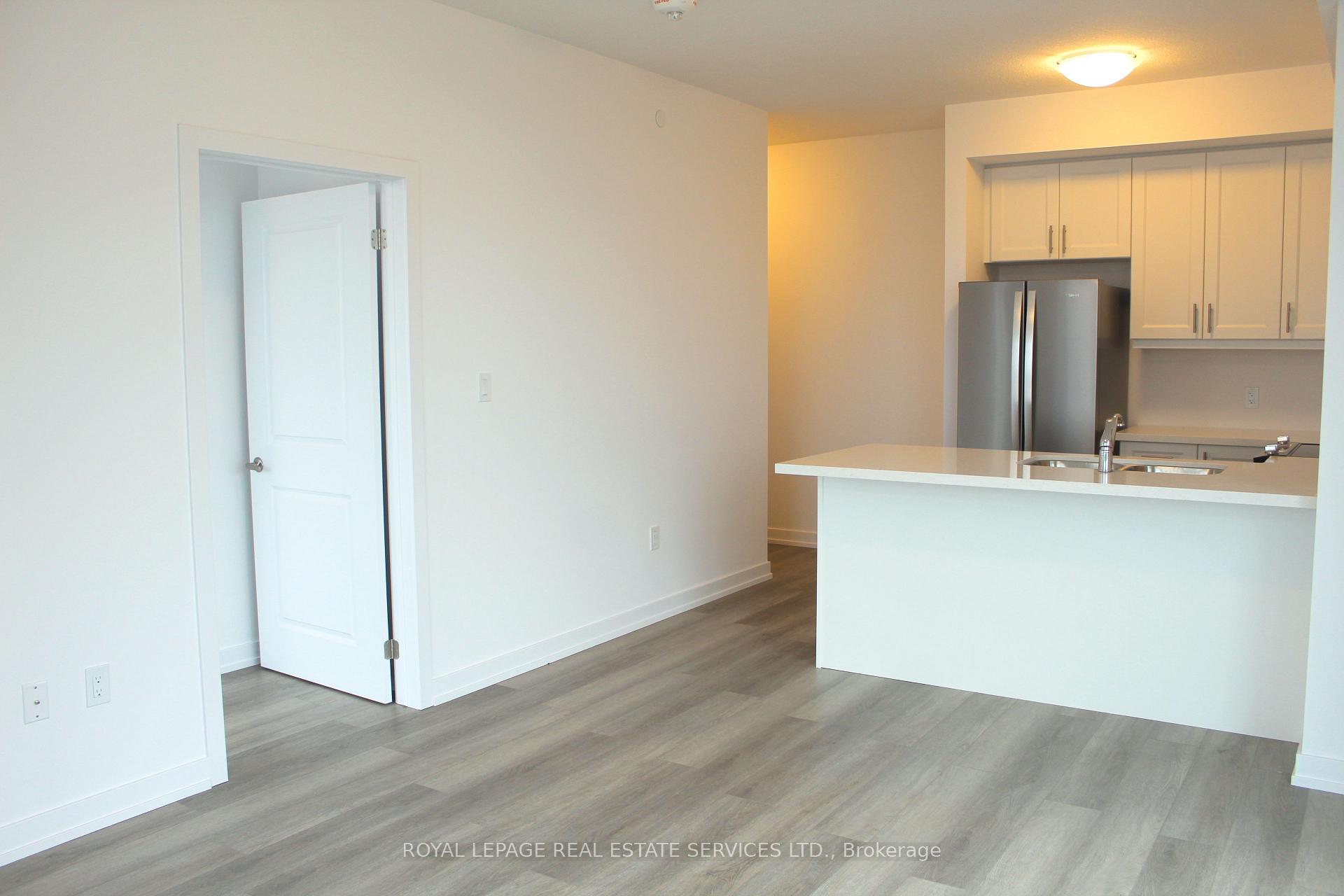 Photo 15 of Unit 1102, 460 Dundas Street E, Hamilton, Waterdown — HOMEH