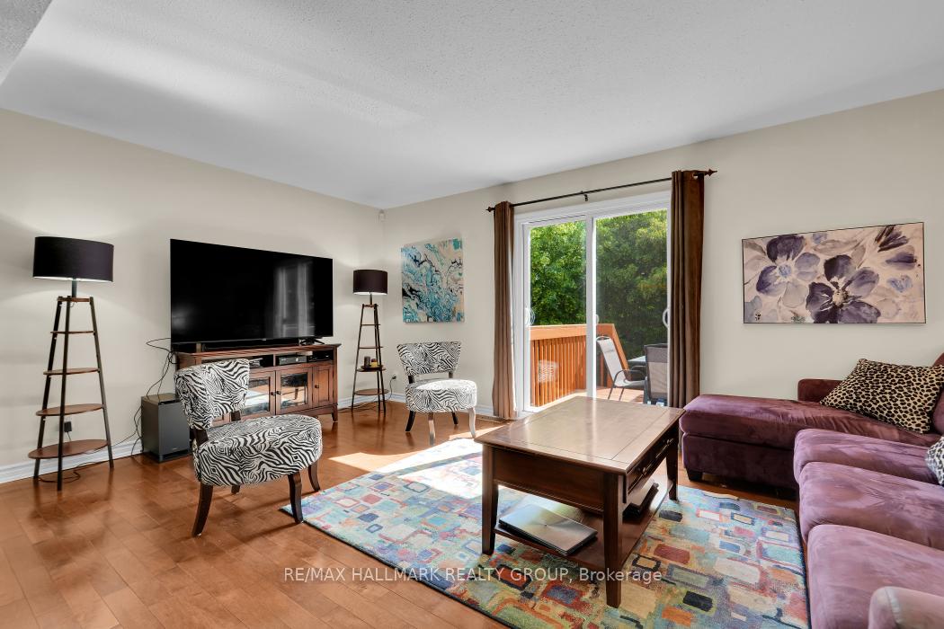Photo 13 of 398 Verdon Private, Ottawa, Hunt Club Park/Greenboro — HOMEH