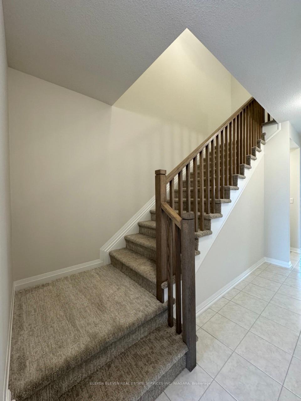 Photo 5 of 95 Acacia Road, Pelham, Fonthill — HOMEH