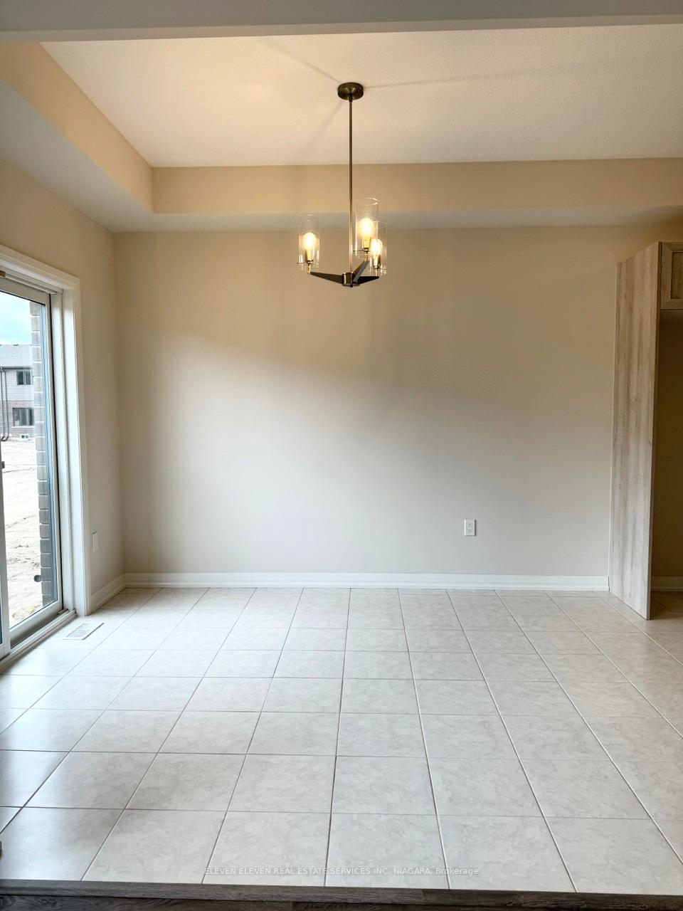 Photo 12 of 95 Acacia Road, Pelham, Fonthill — HOMEH