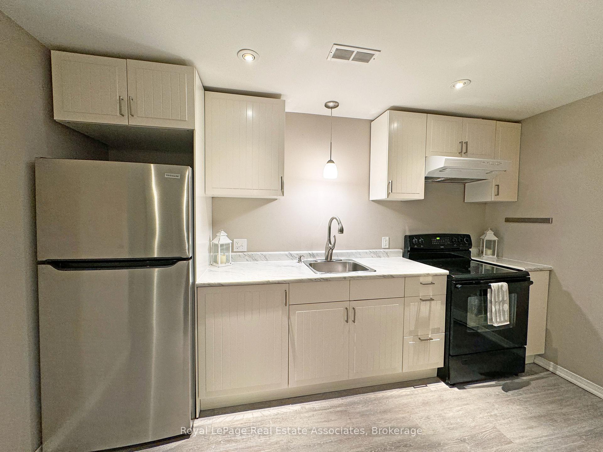 Photo 2 of 3383 (Lower) Tisdale Road, Hamilton, Rural Glanbrook — HOMEH