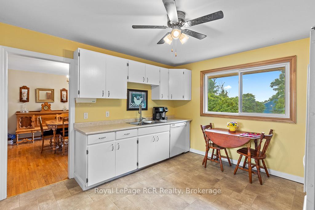 Photo 8 of 489 Ridge Road, Meaford — HOMEH