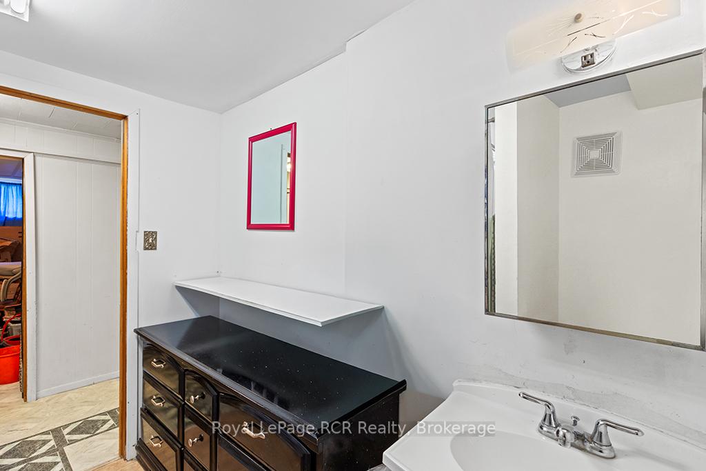 Photo 31 of 489 Ridge Road, Meaford — HOMEH
