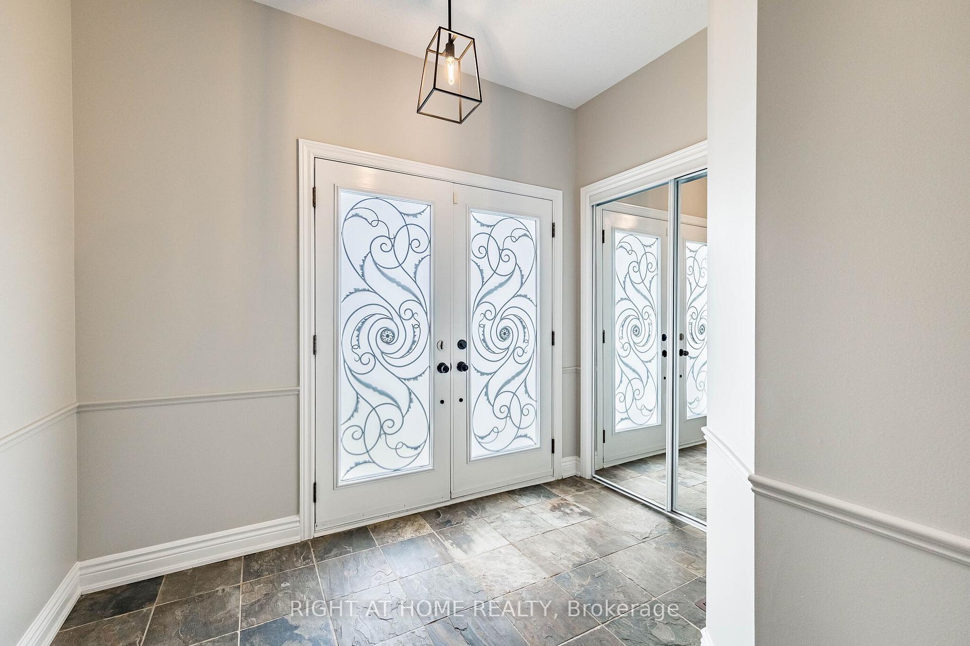 Photo 8 of 940 O'reilly Crescent, Shelburne — HOMEH