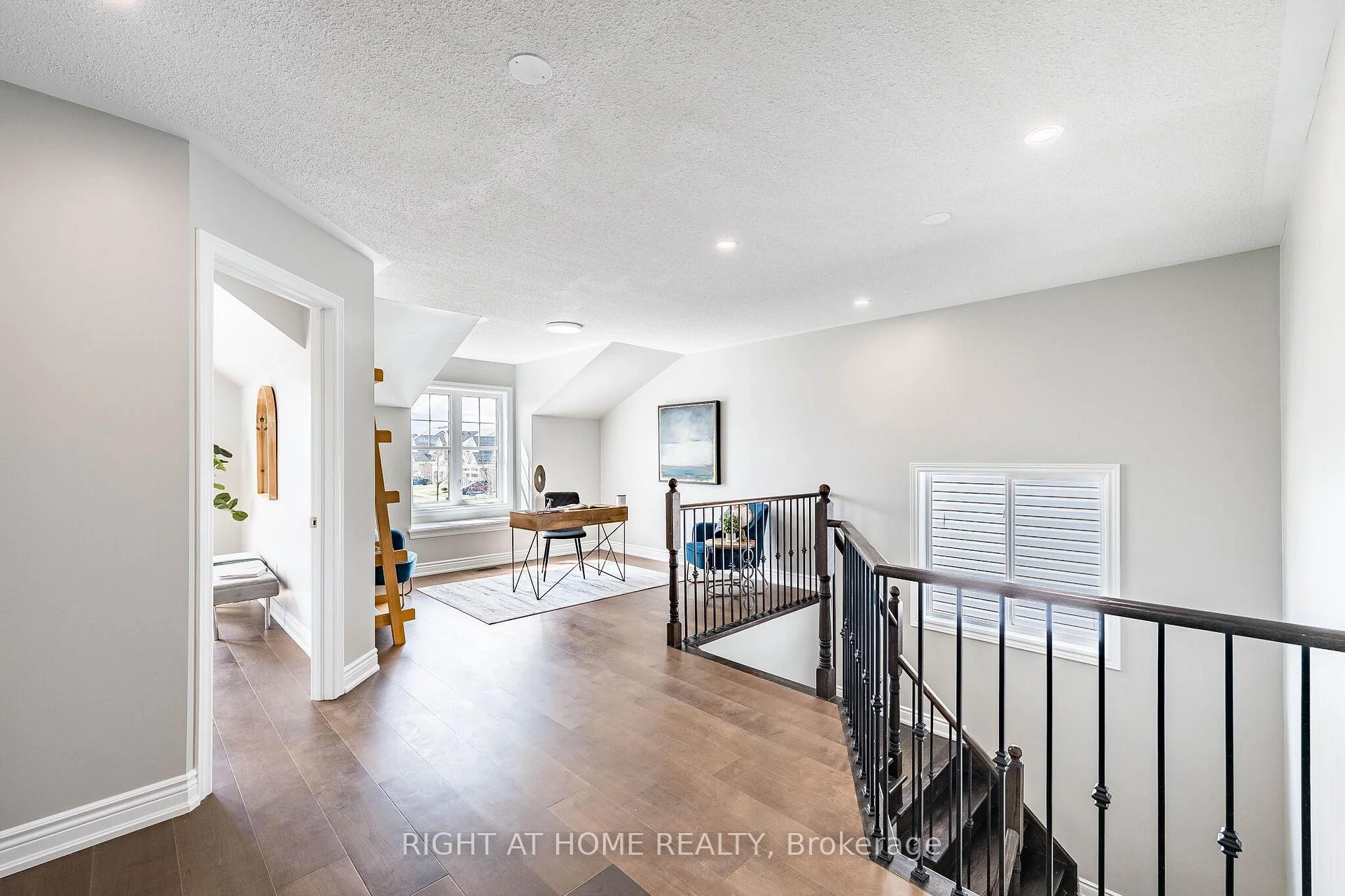 Photo 25 of 940 O'reilly Crescent, Shelburne — HOMEH