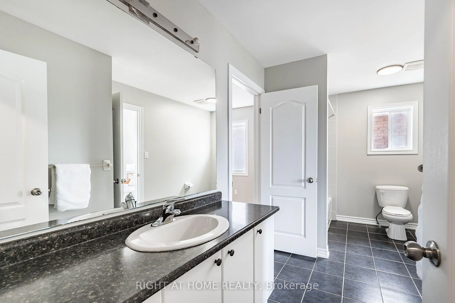 Photo 37 of 940 O'reilly Crescent, Shelburne — HOMEH